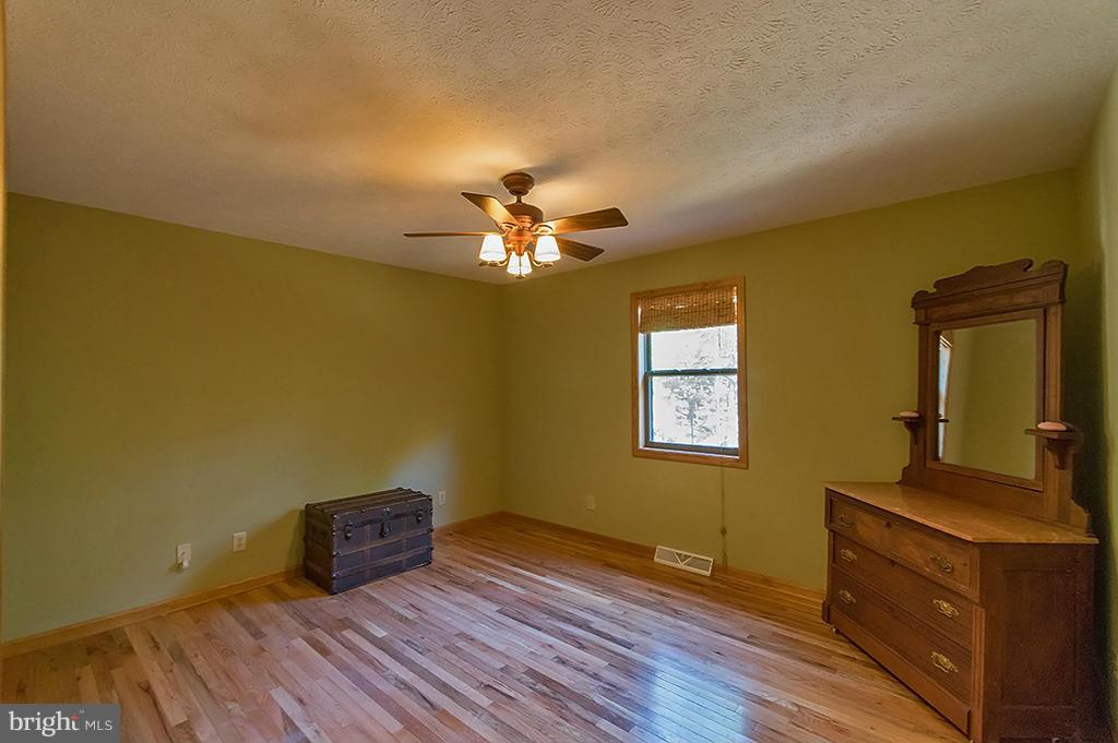 RIVER RIDGE - Residential