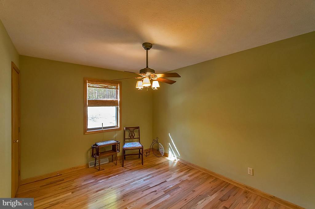 RIVER RIDGE - Residential