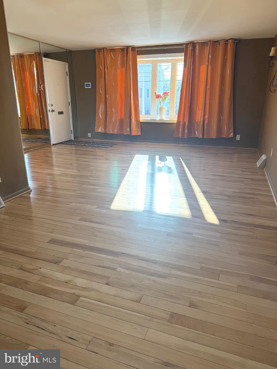 YEADON - Residential