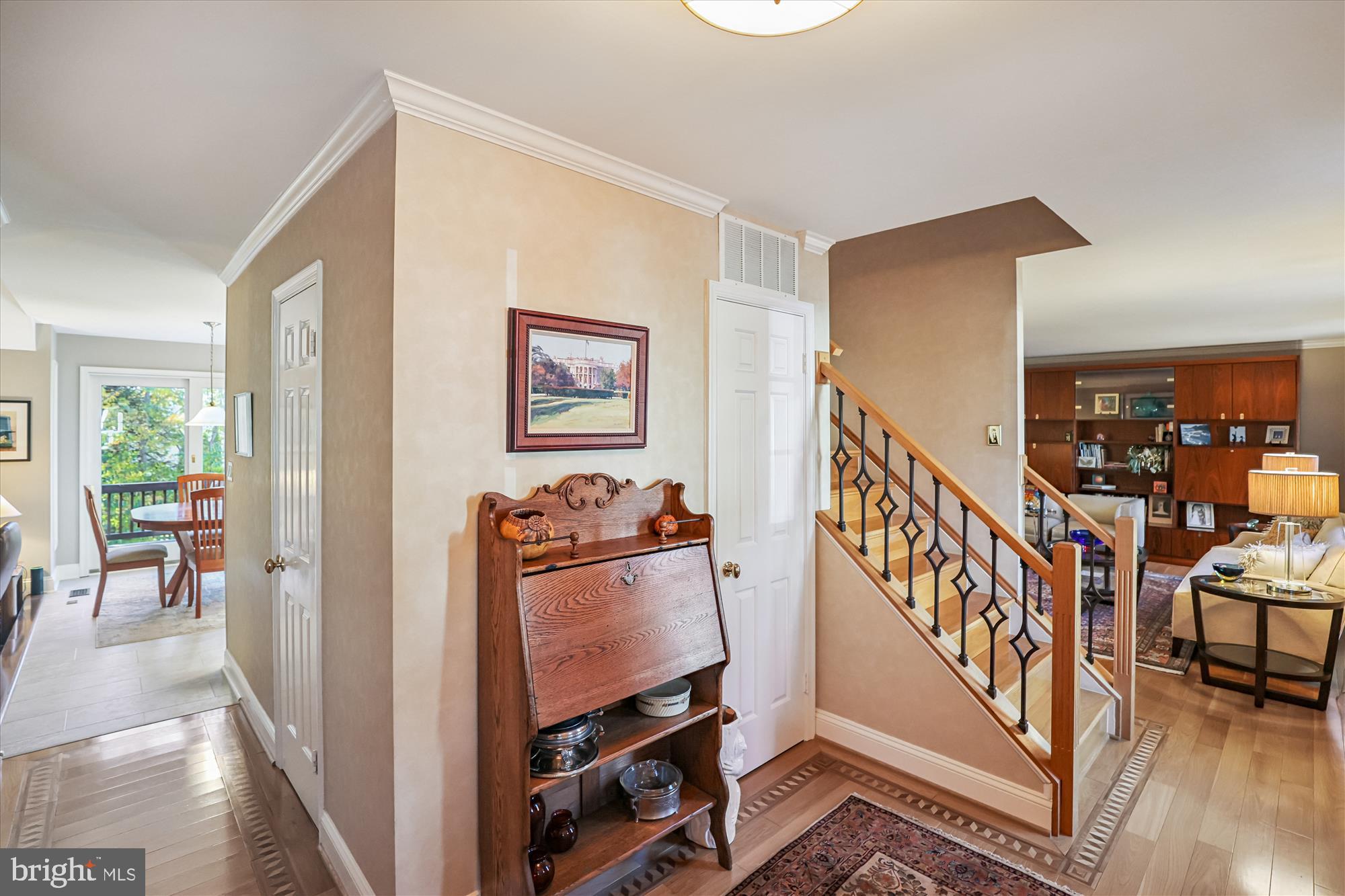 5608 DOOLITTLE STREET