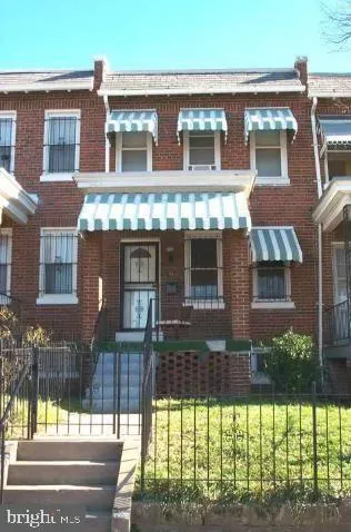 761 19th Street NE, Washington, DC 20002