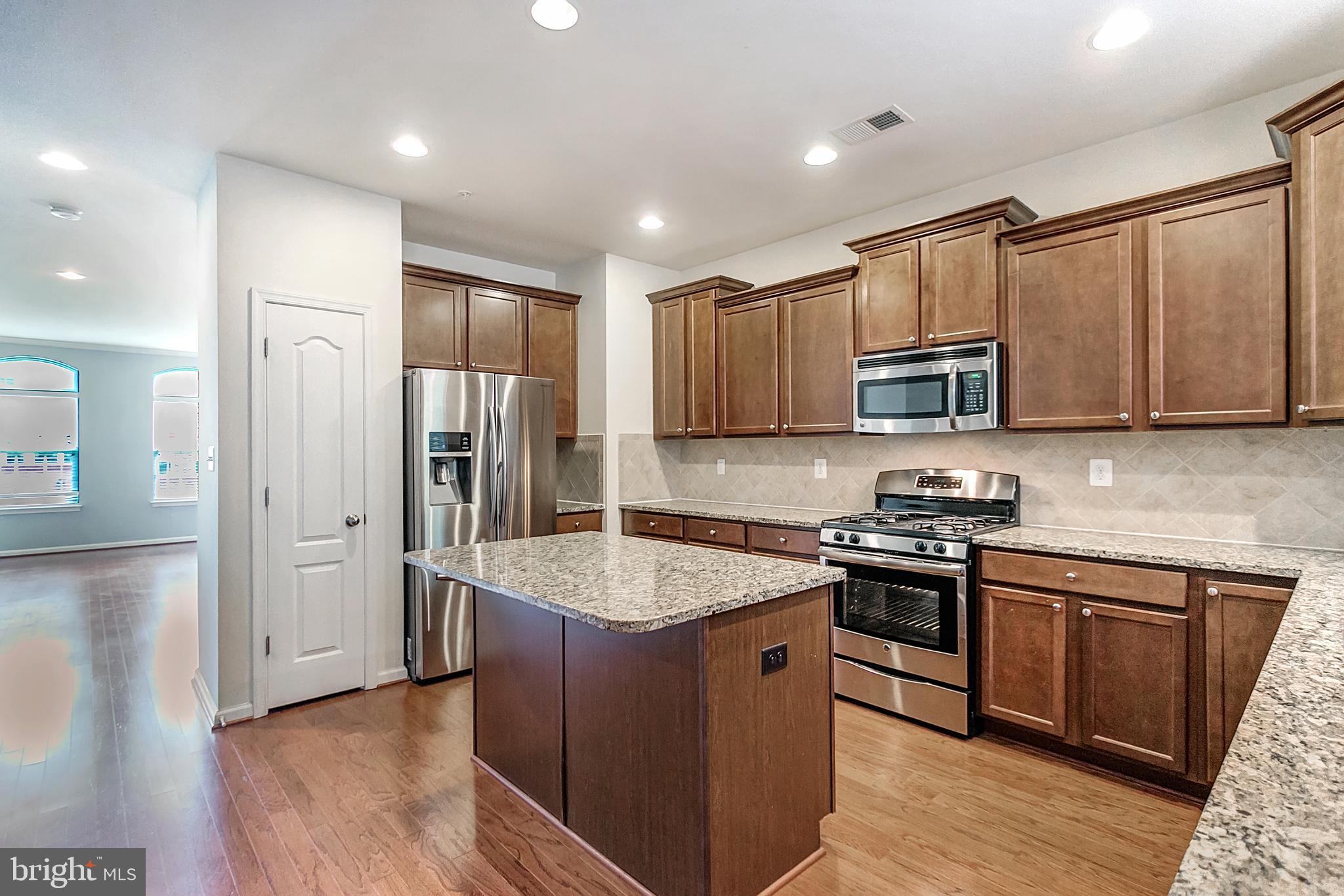 HIGHLAND FARMS - Residential