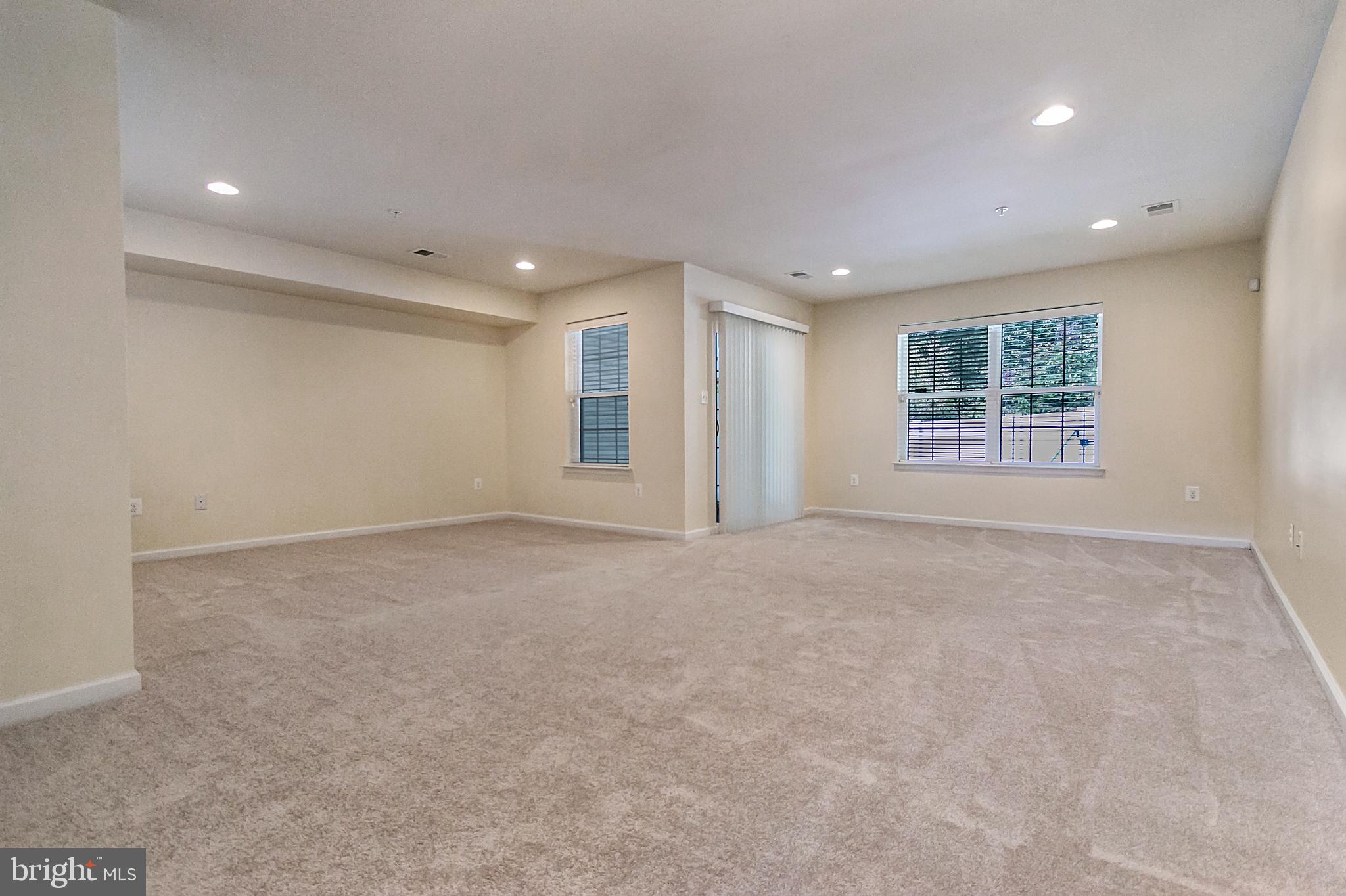 HIGHLAND FARMS - Residential