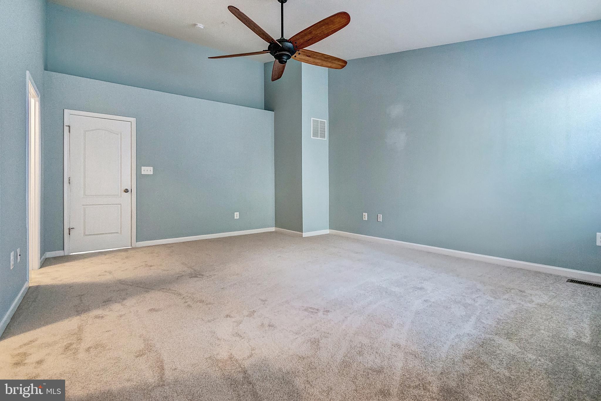 HIGHLAND FARMS - Residential