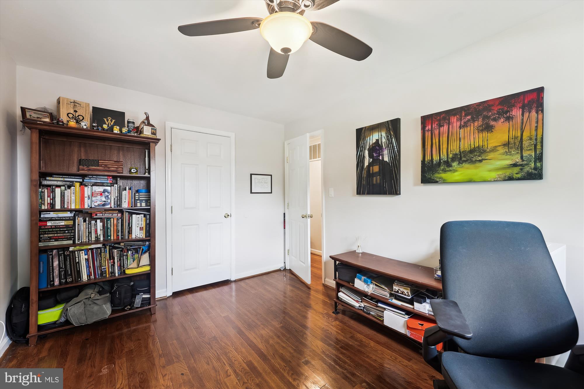 BROYHILL PARK - Residential Lease