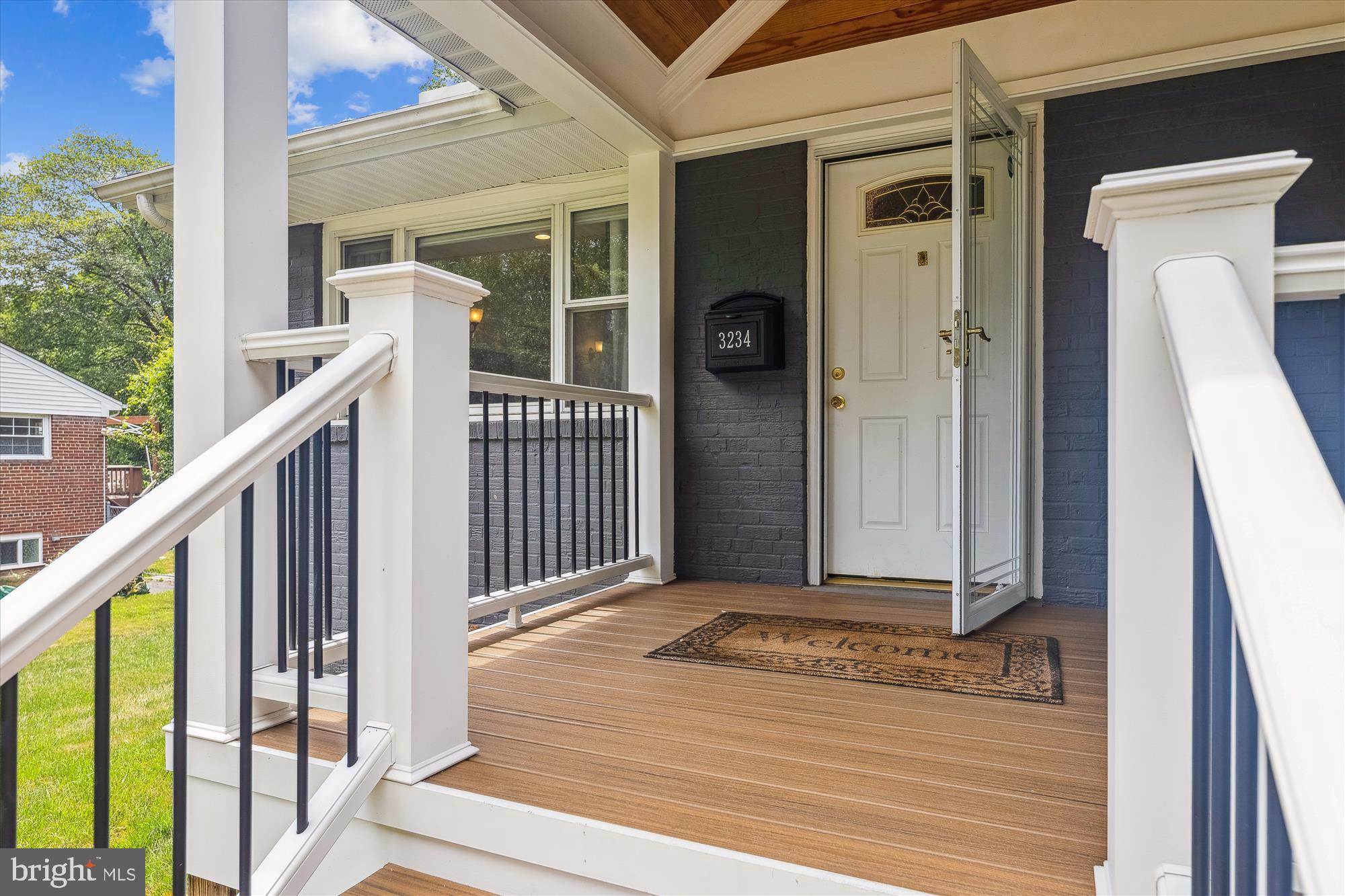 BROYHILL PARK - Residential Lease