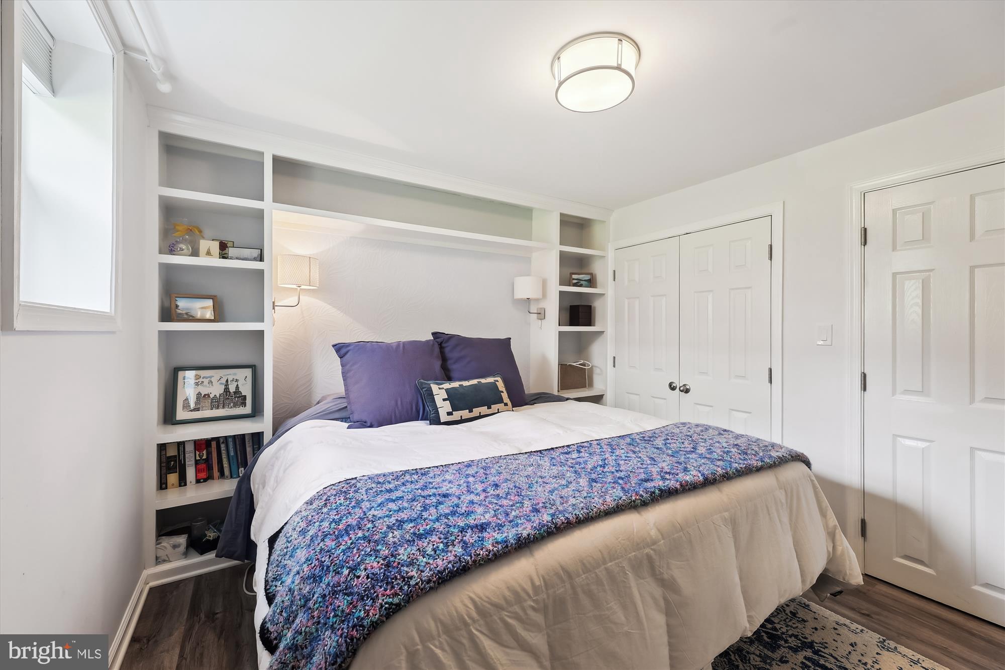 BROYHILL PARK - Residential Lease