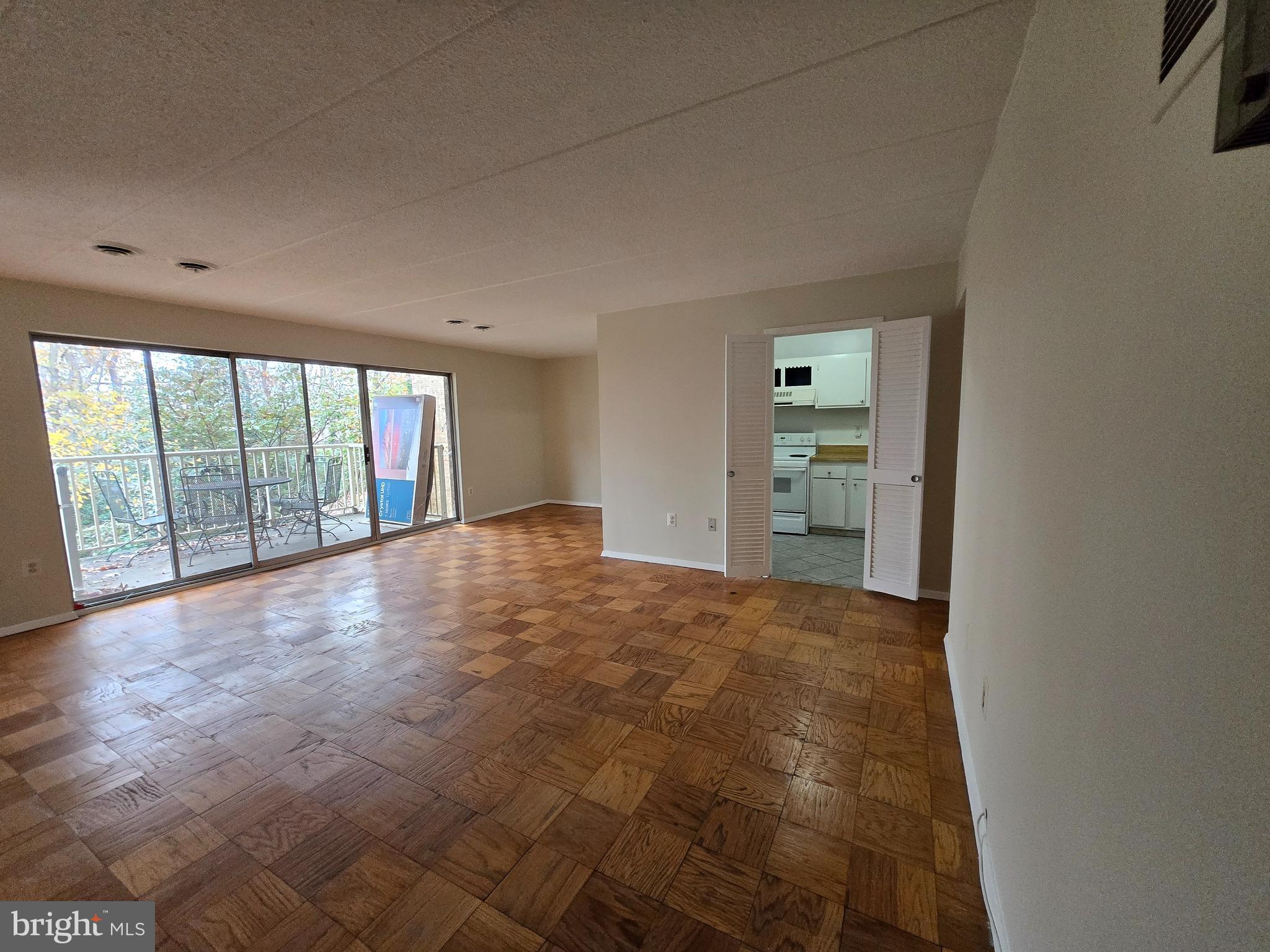 2614 FORT FARNSWORTH ROAD 254