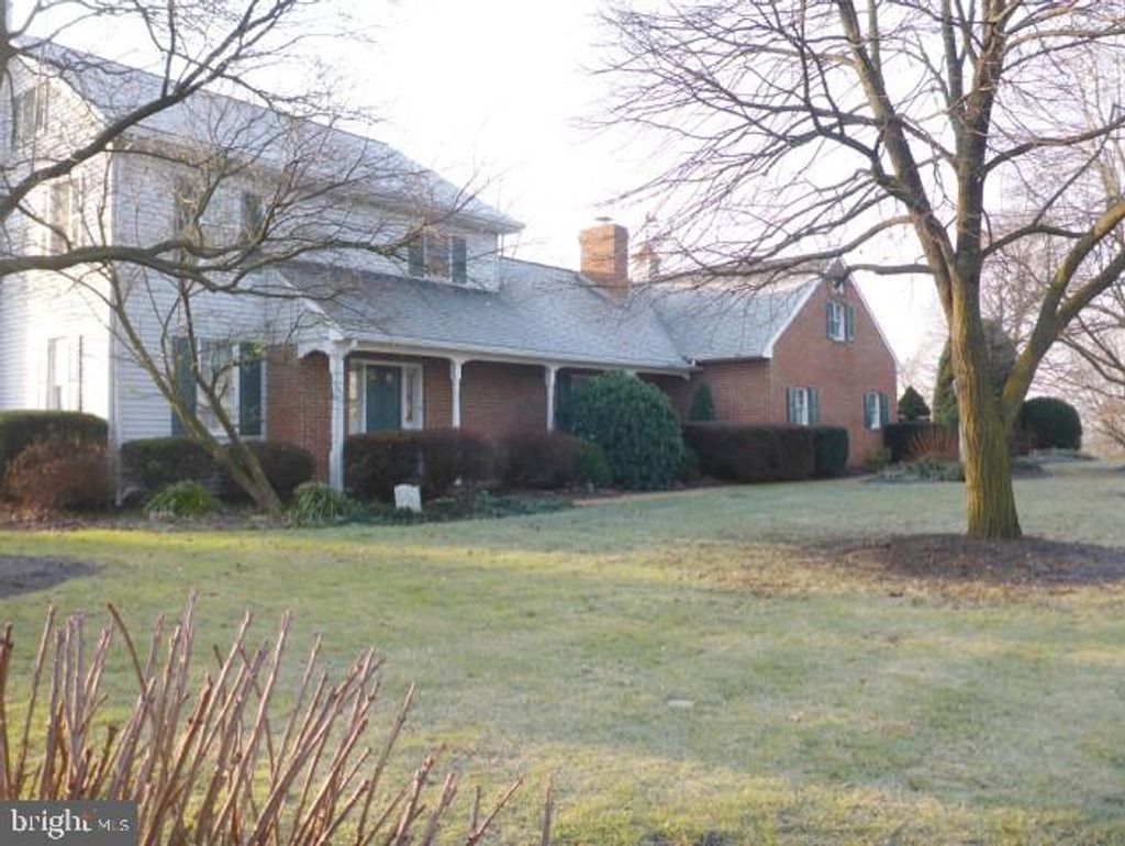 Photo of 4686 ORIOLE AVE, COLUMBIA, PA 17512 (MLS # PALA2030878)