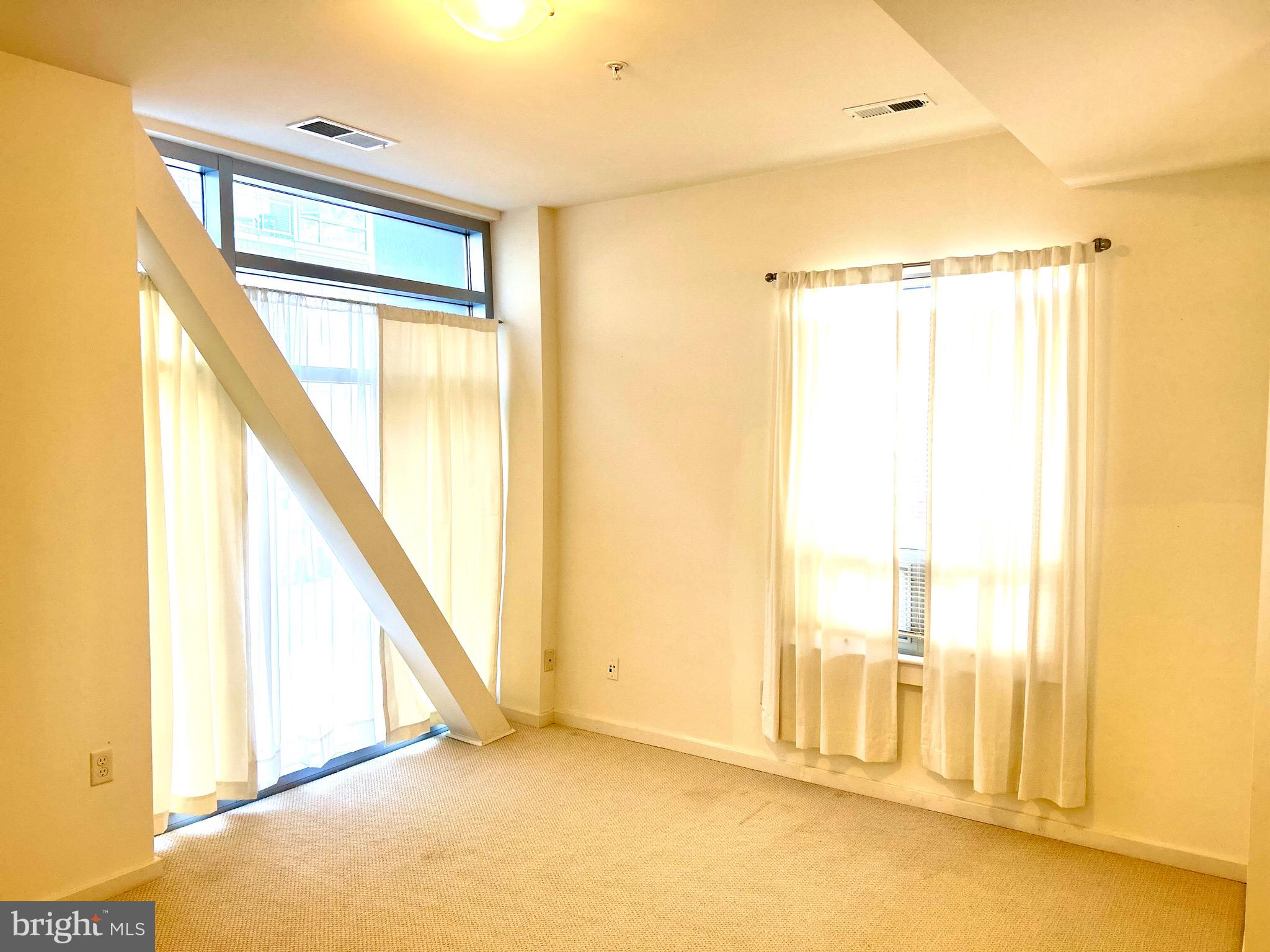 UNIVERSITY TOWN CENTER - Residential