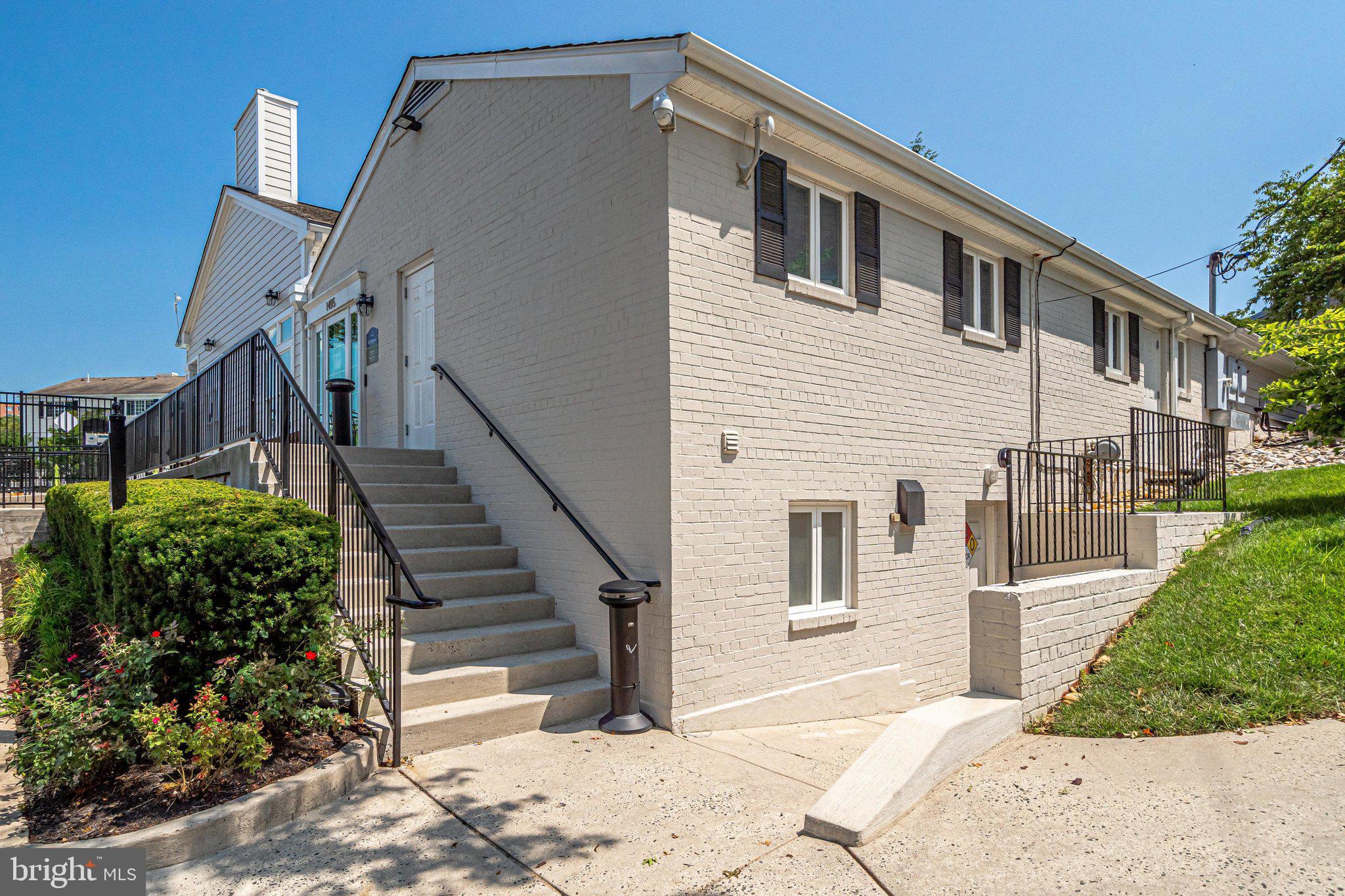 PARKSIDE AT ALEXANDRIA - Residential