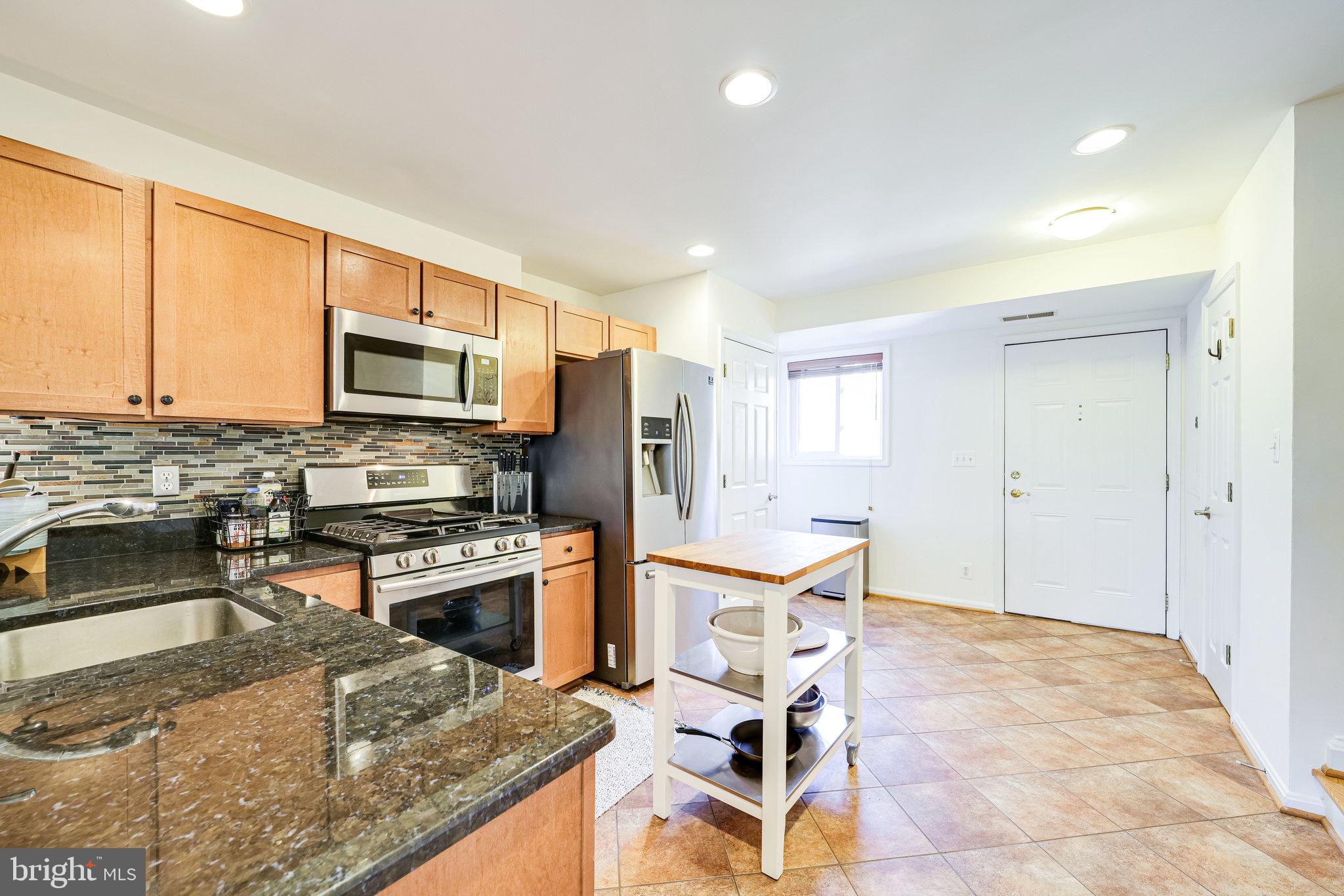 PARKSIDE AT ALEXANDRIA - Residential