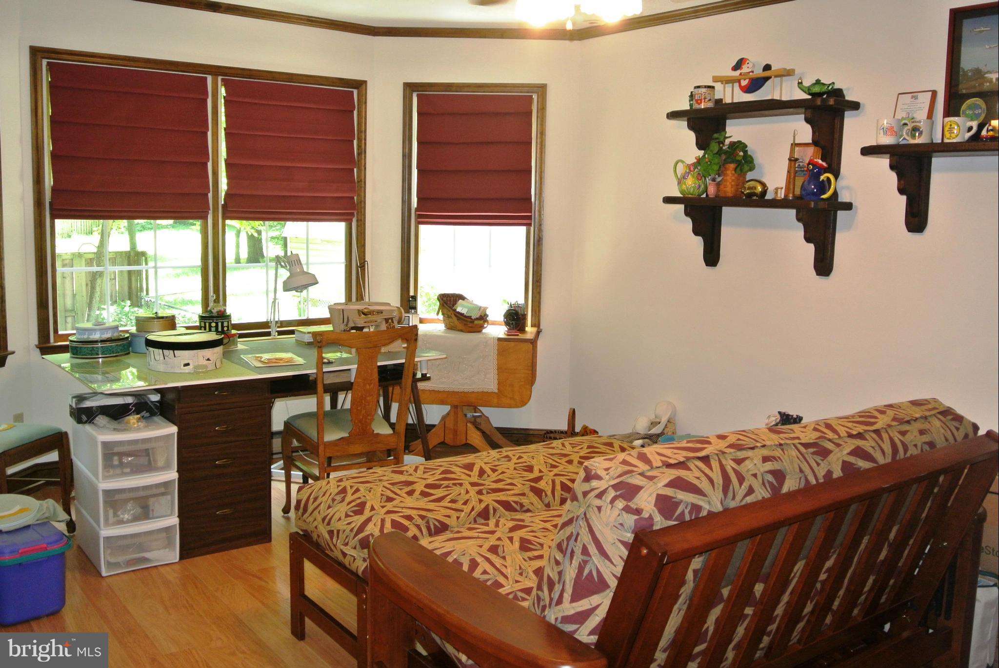 GOLDEN BEACH - Residential