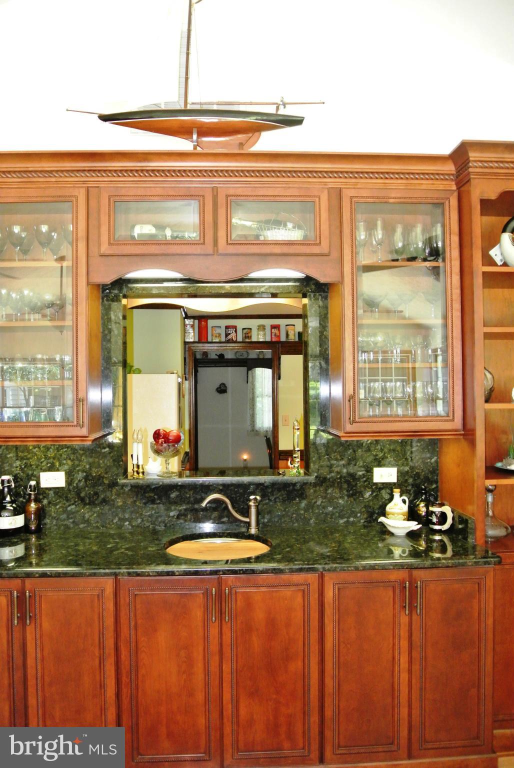 GOLDEN BEACH - Residential