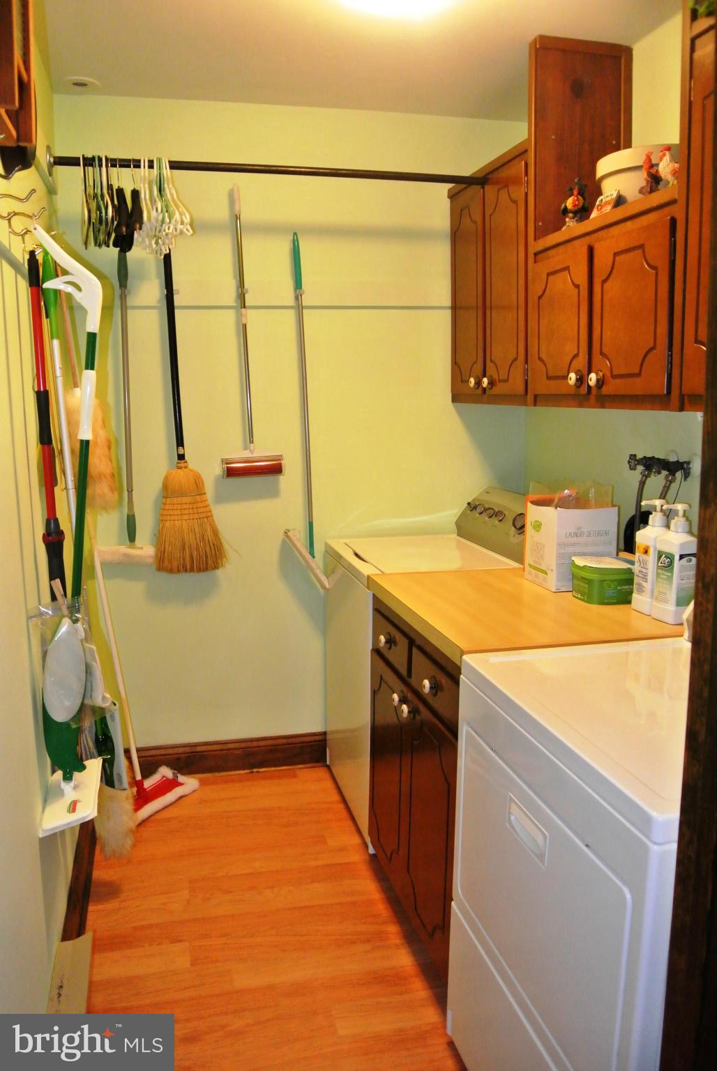 GOLDEN BEACH - Residential