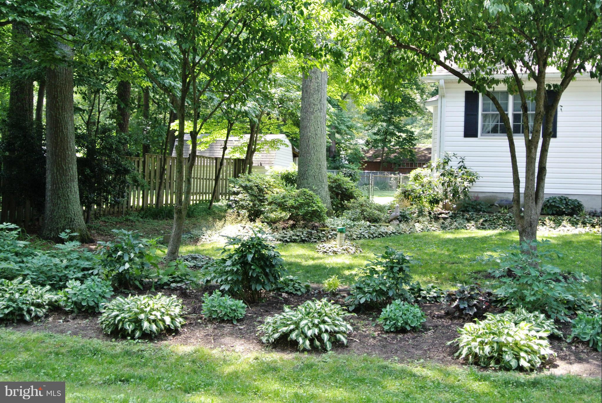 GOLDEN BEACH - Residential