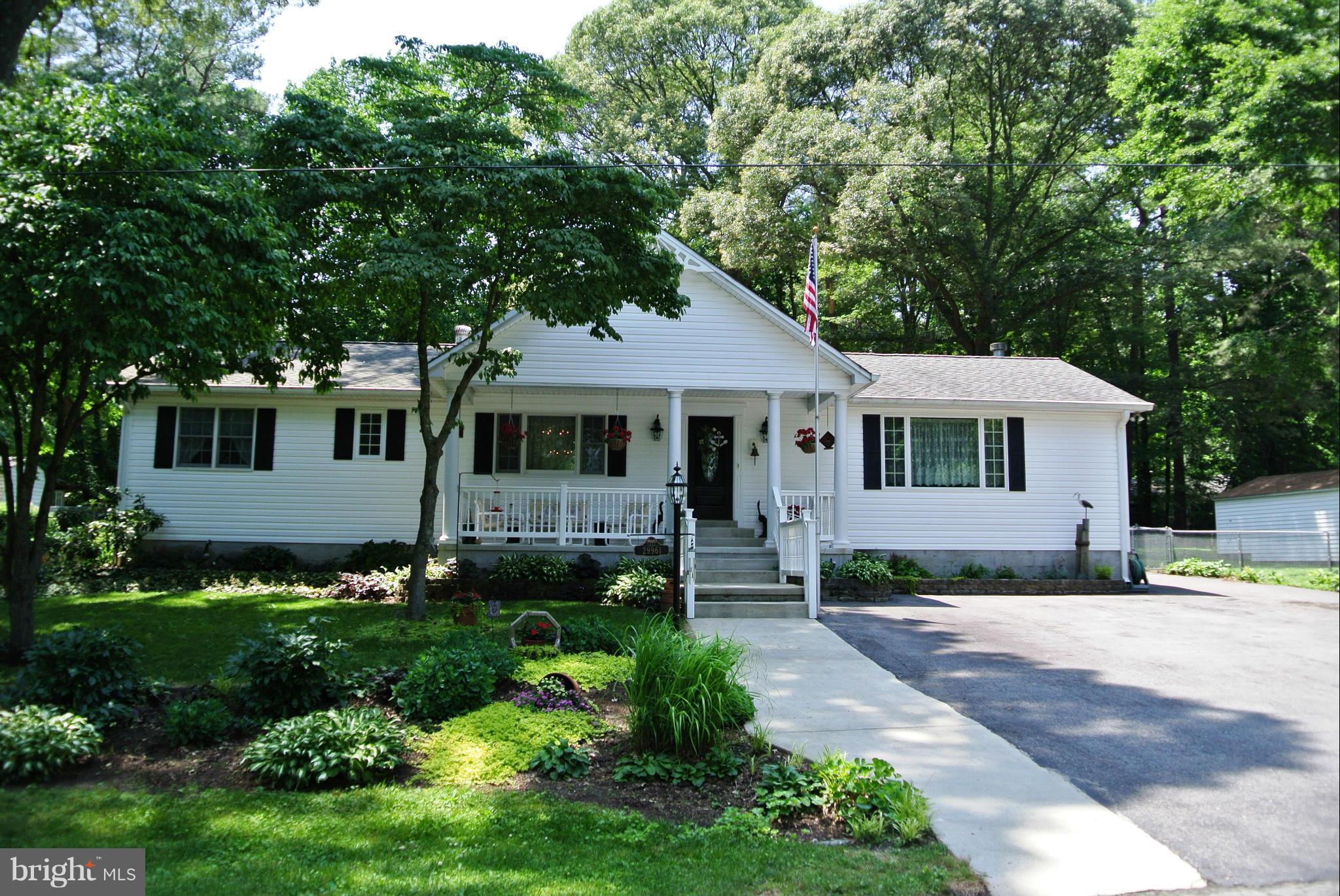 GOLDEN BEACH - Residential