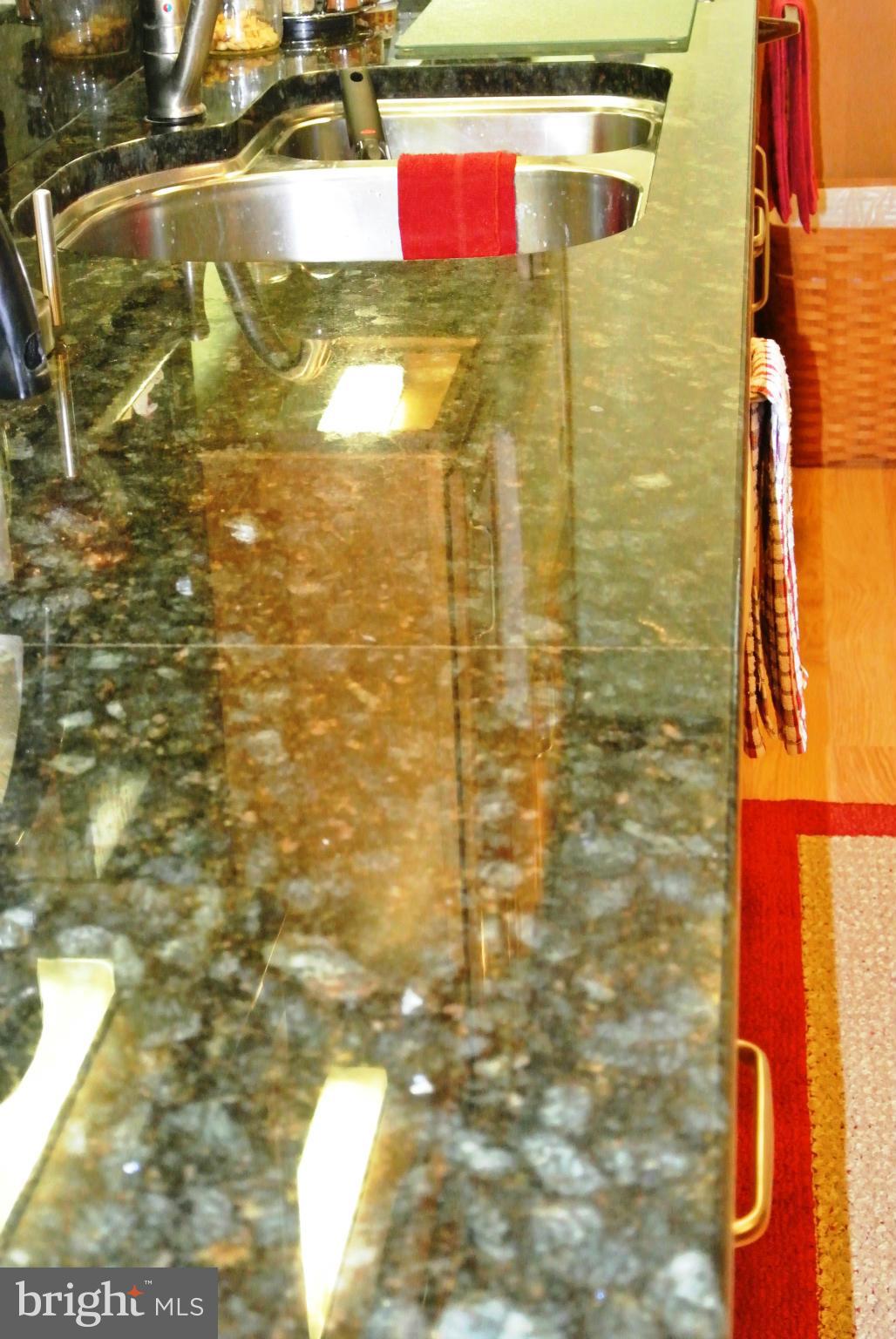 GOLDEN BEACH - Residential