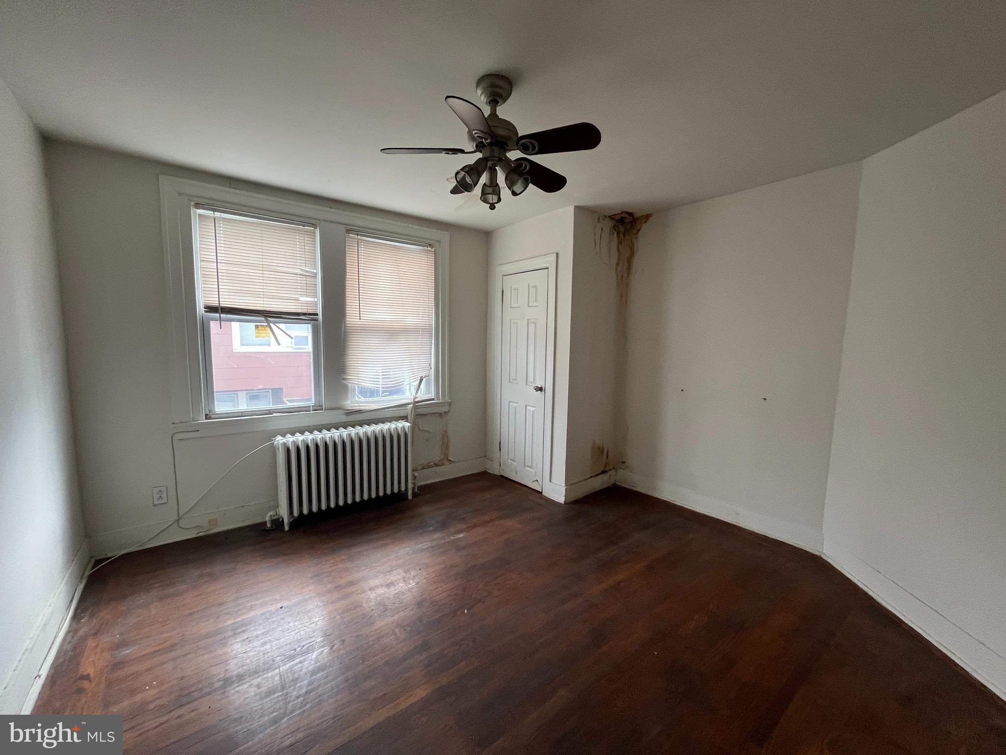 WEST OAK LANE - Residential