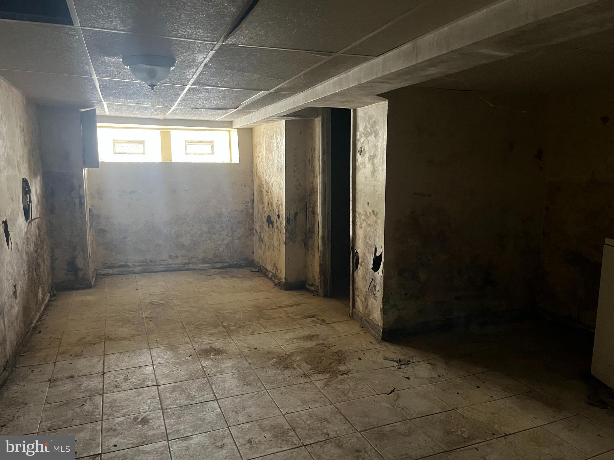 WEST OAK LANE - Residential