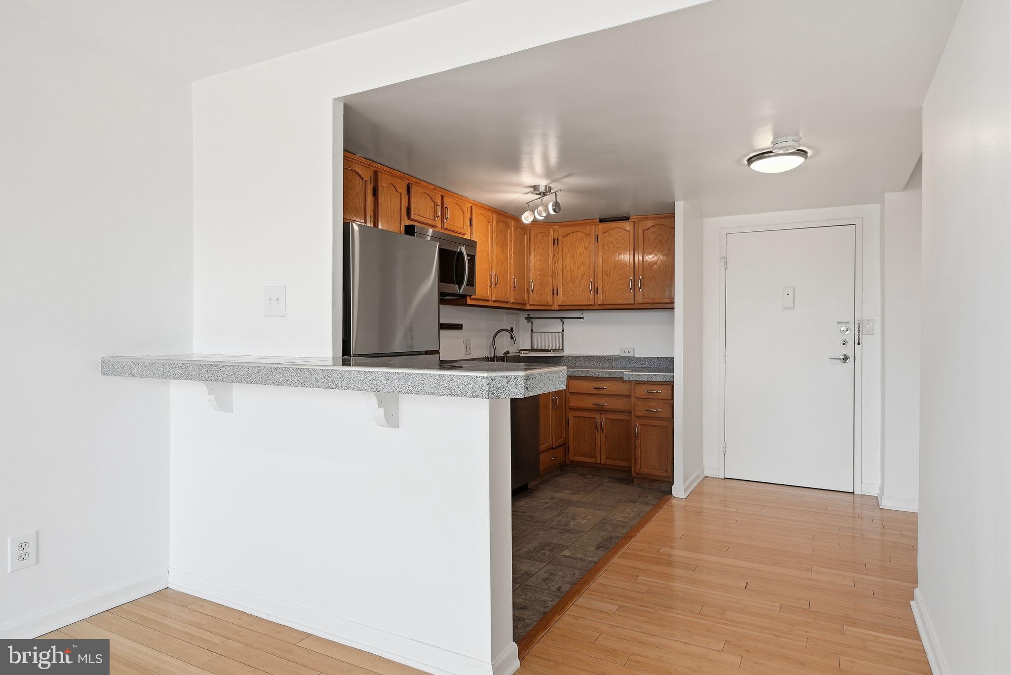 2829 CONNECTICUT AVENUE NW 709