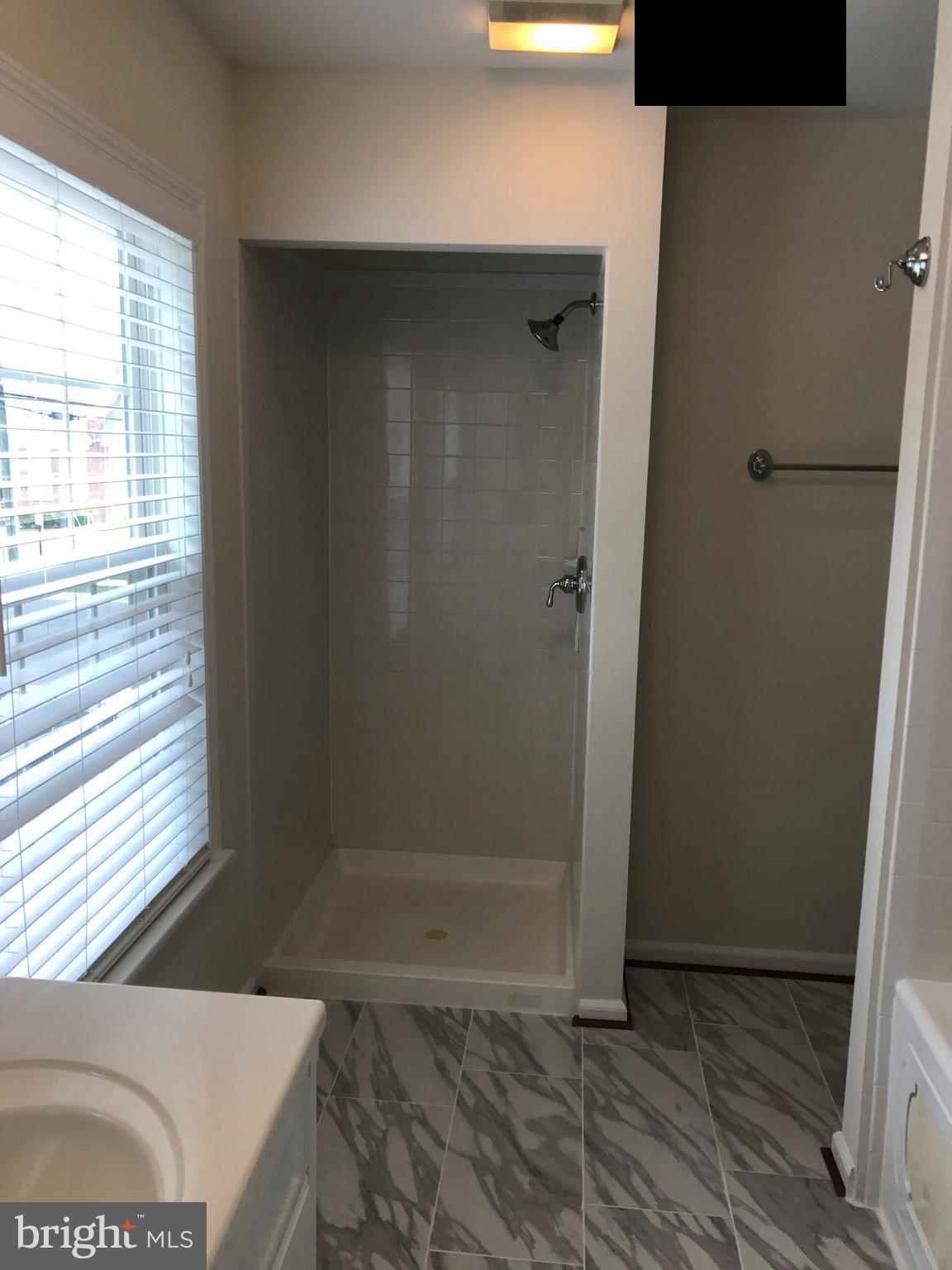 ENGLESIDE - Residential