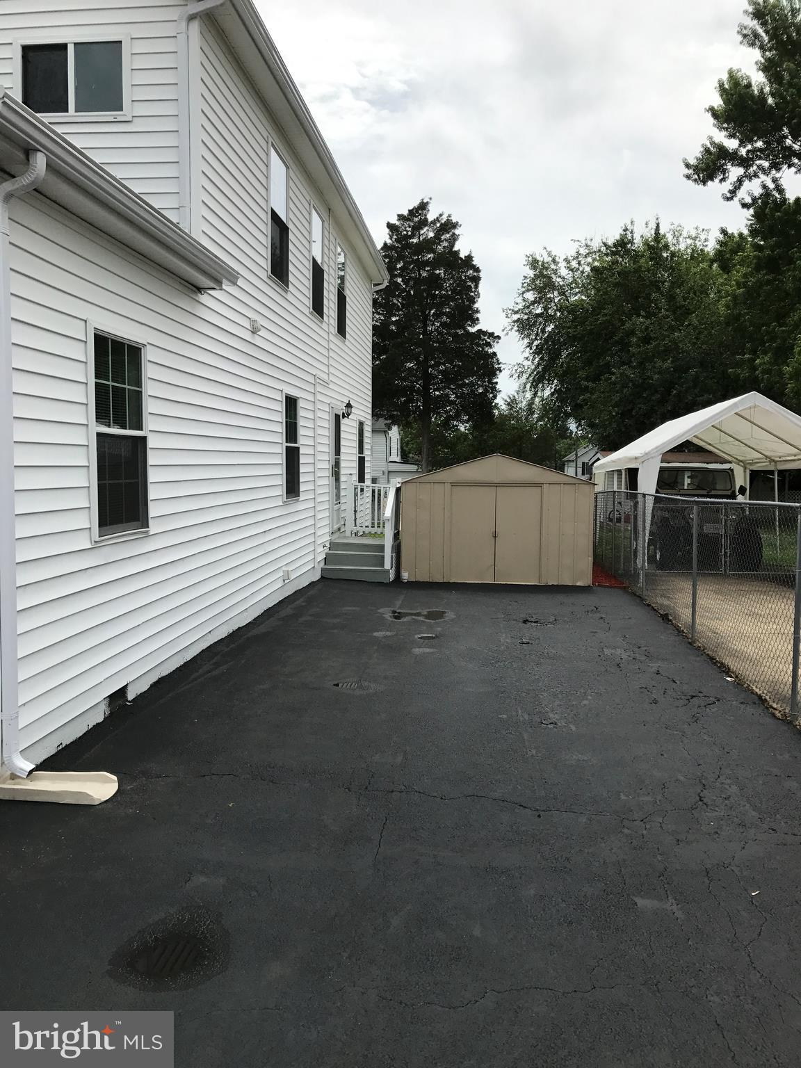 ENGLESIDE - Residential