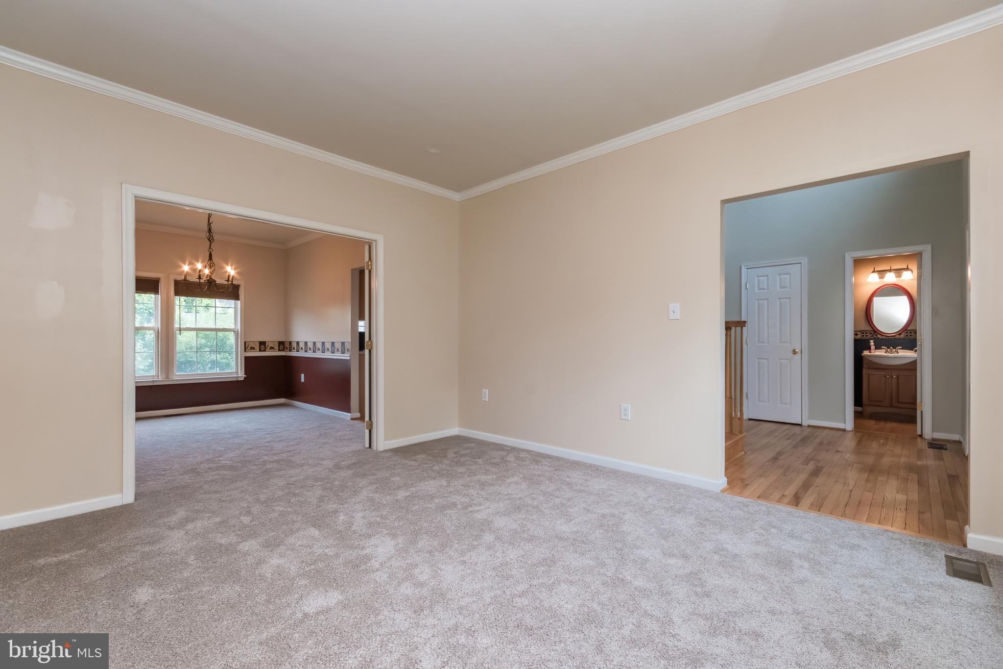 LAUREL RIDGE - Residential