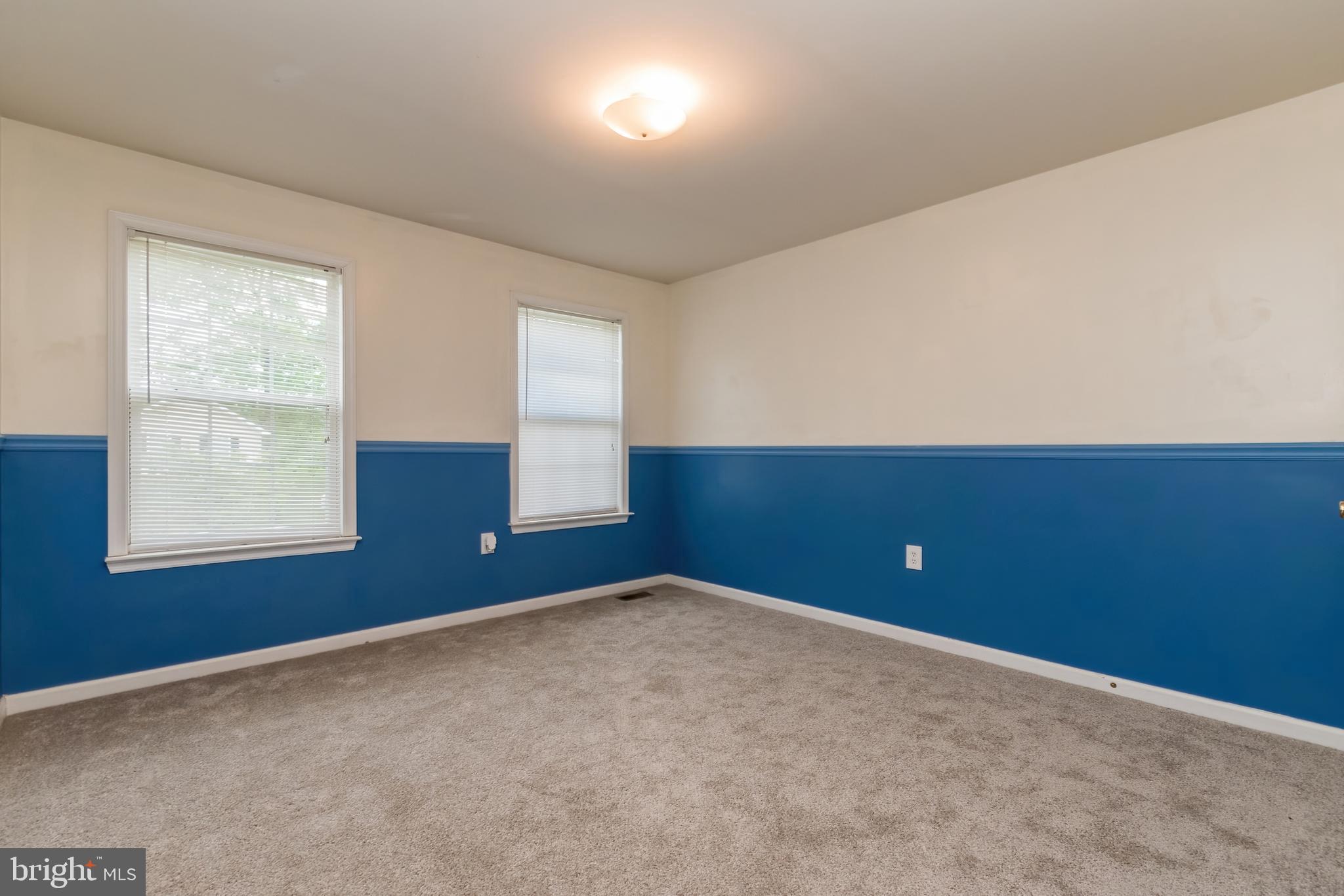 LAUREL RIDGE - Residential