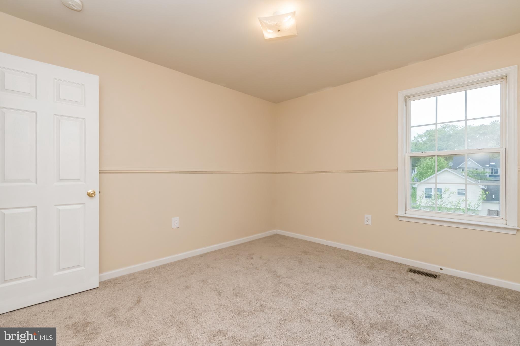 LAUREL RIDGE - Residential