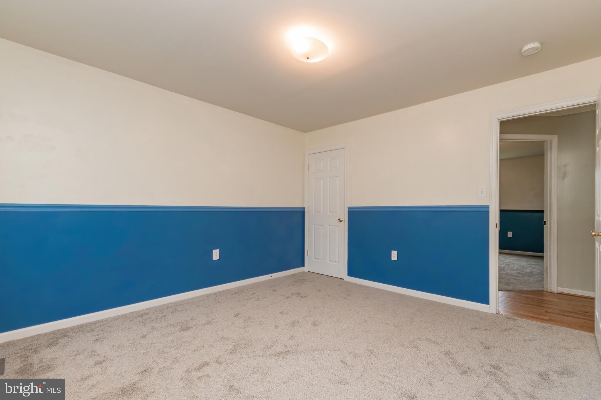 LAUREL RIDGE - Residential