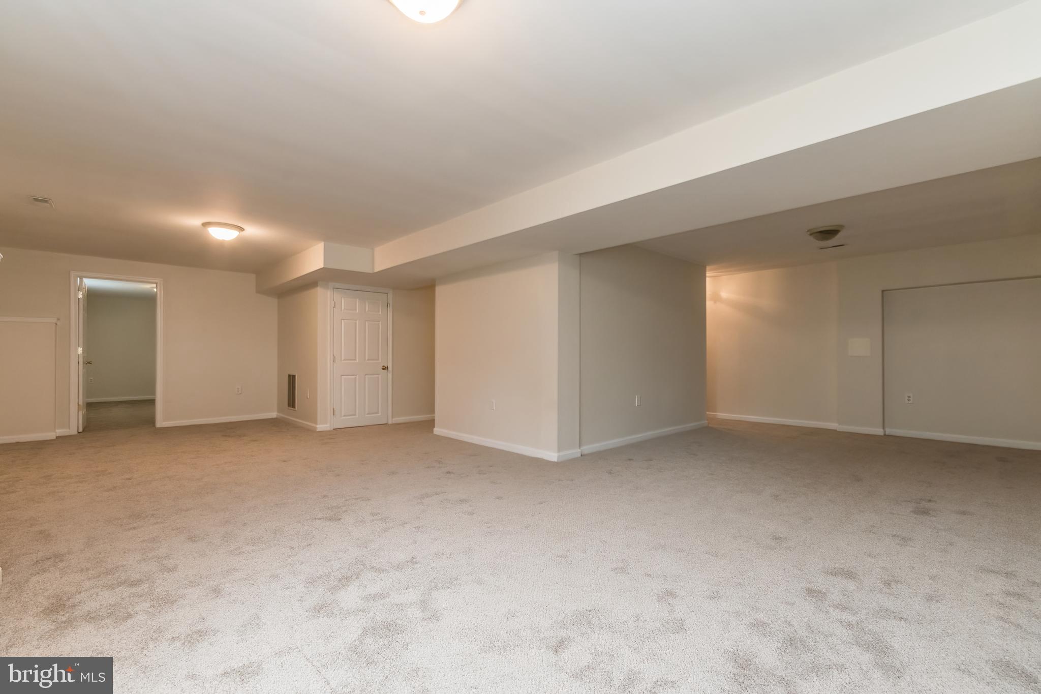 LAUREL RIDGE - Residential