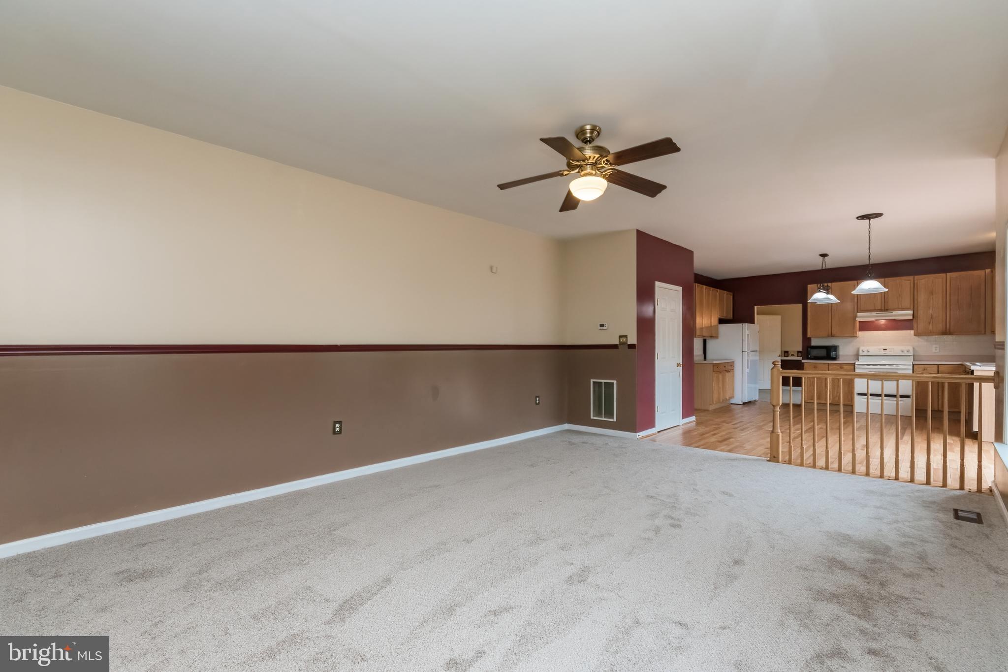 LAUREL RIDGE - Residential