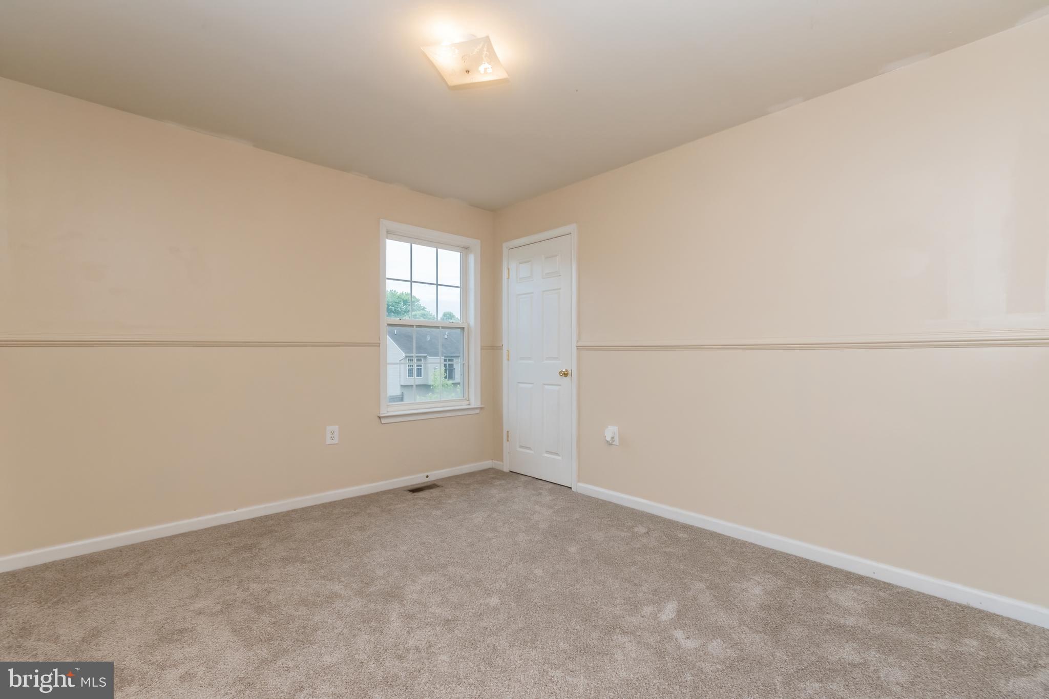 LAUREL RIDGE - Residential