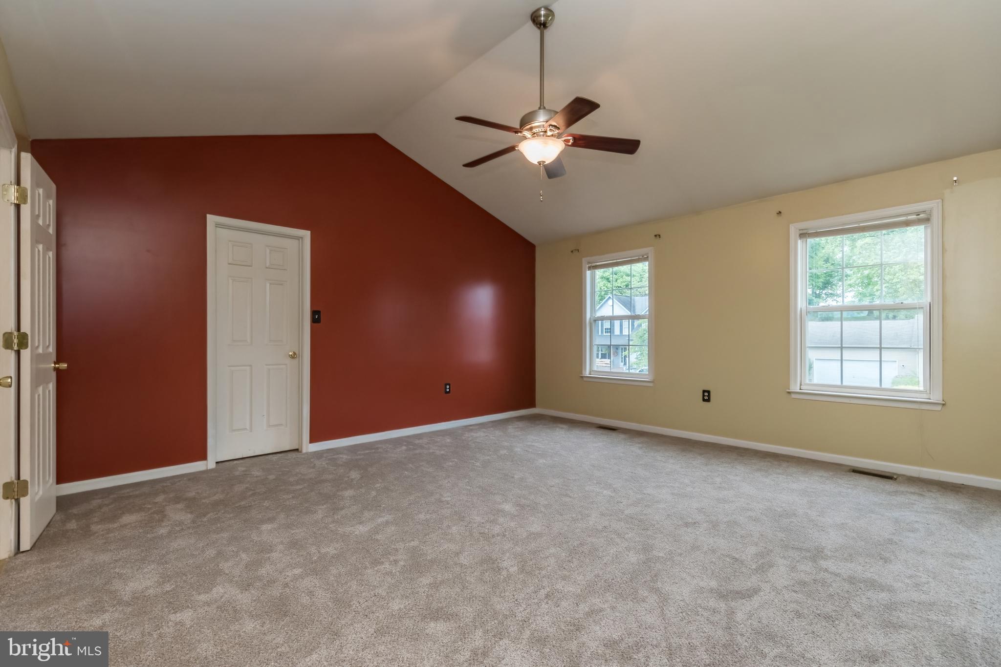 LAUREL RIDGE - Residential