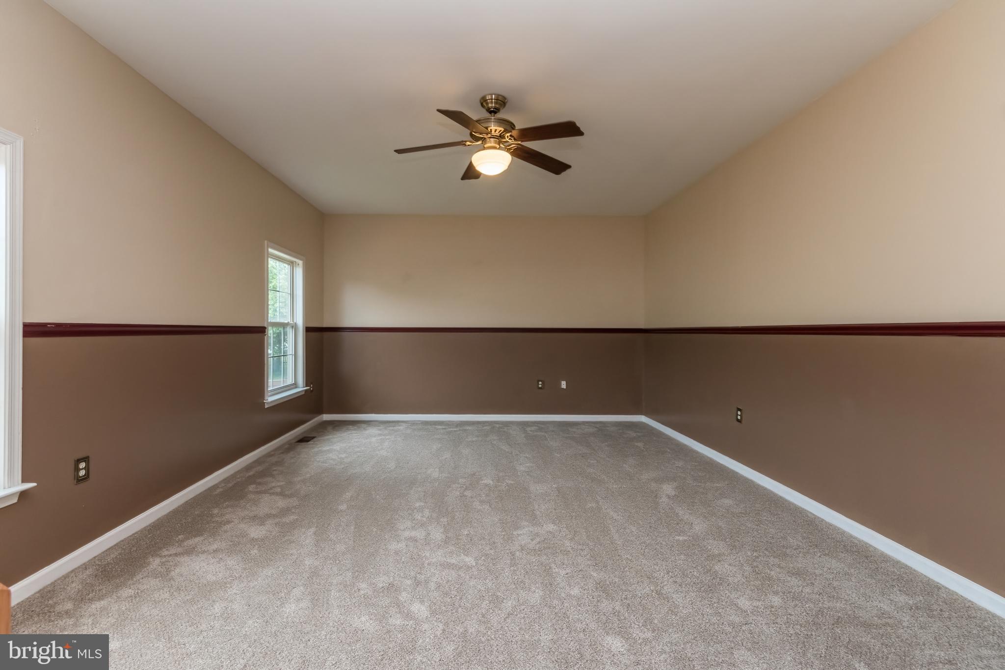 LAUREL RIDGE - Residential