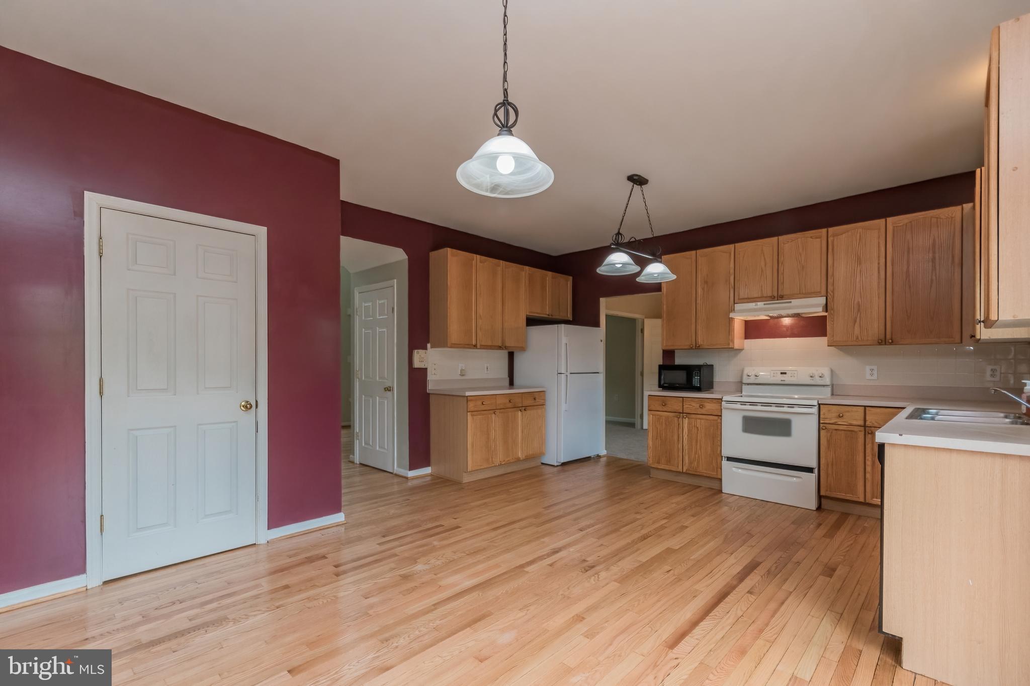 LAUREL RIDGE - Residential