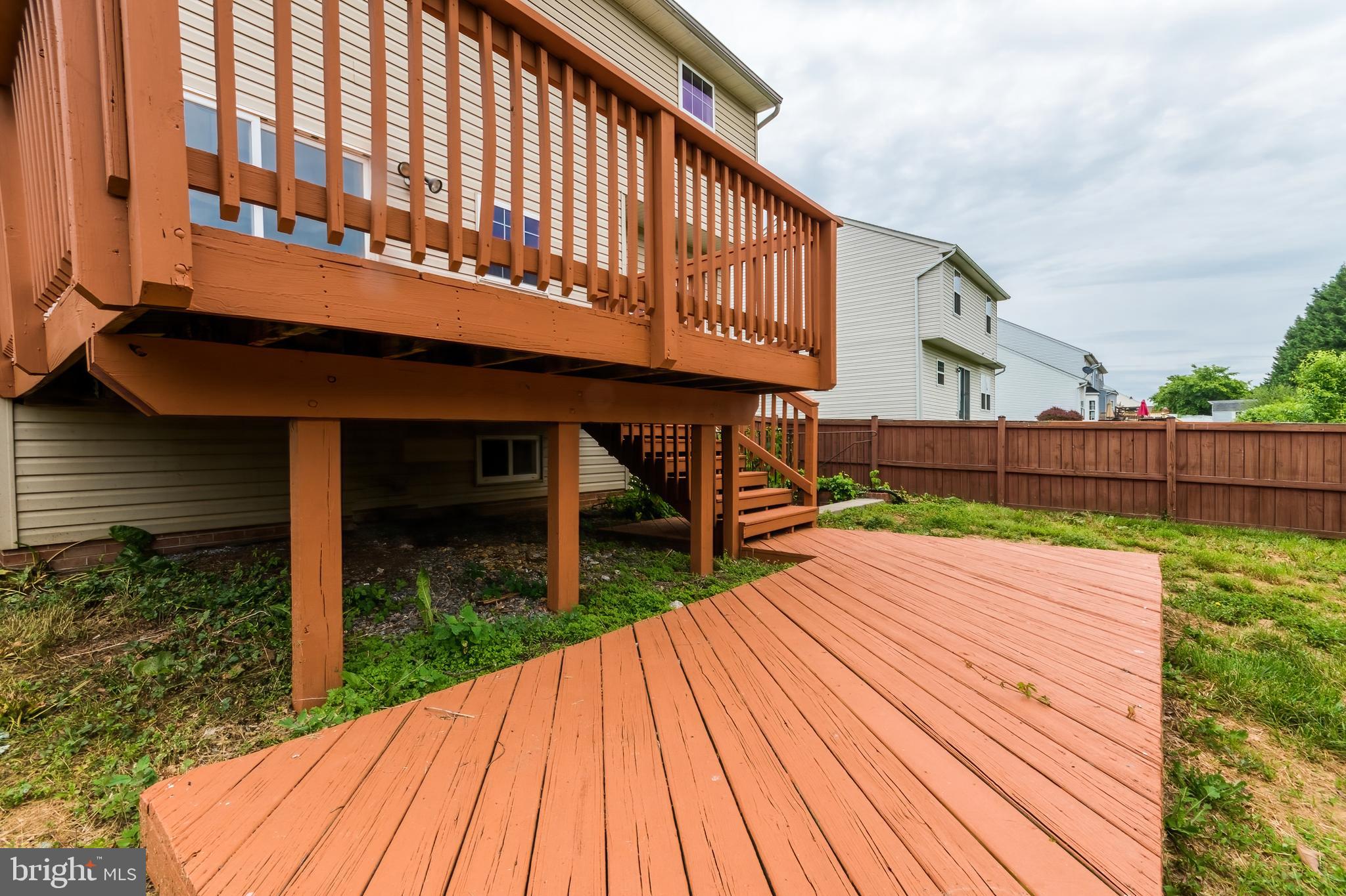 LAUREL RIDGE - Residential