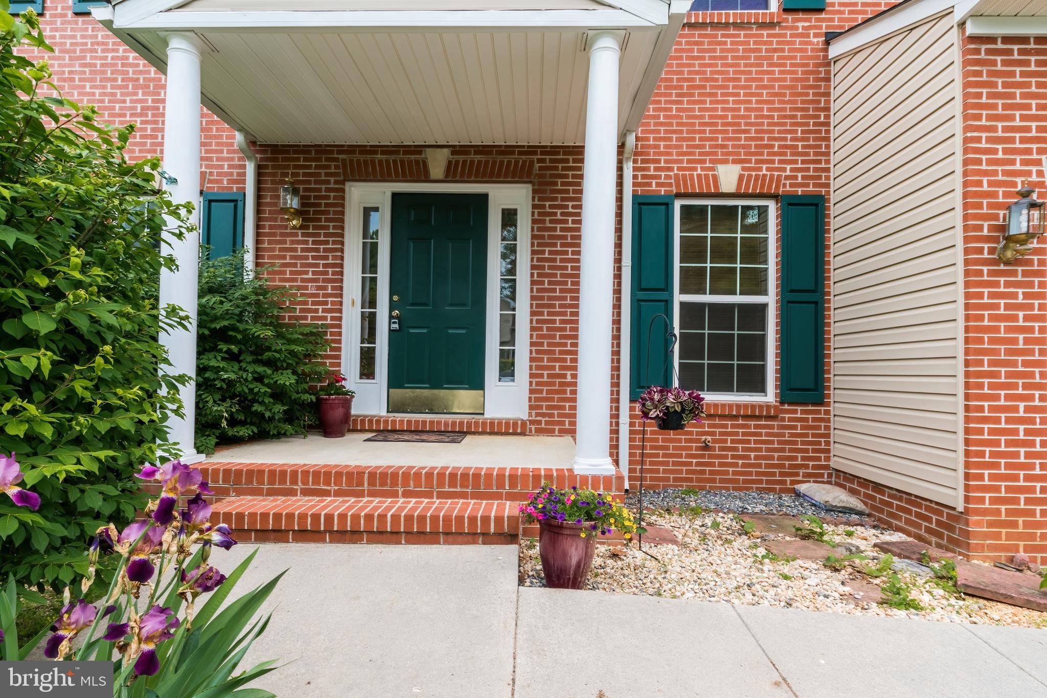 LAUREL RIDGE - Residential