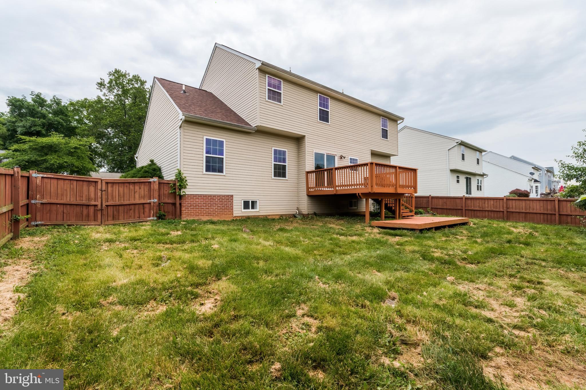 LAUREL RIDGE - Residential