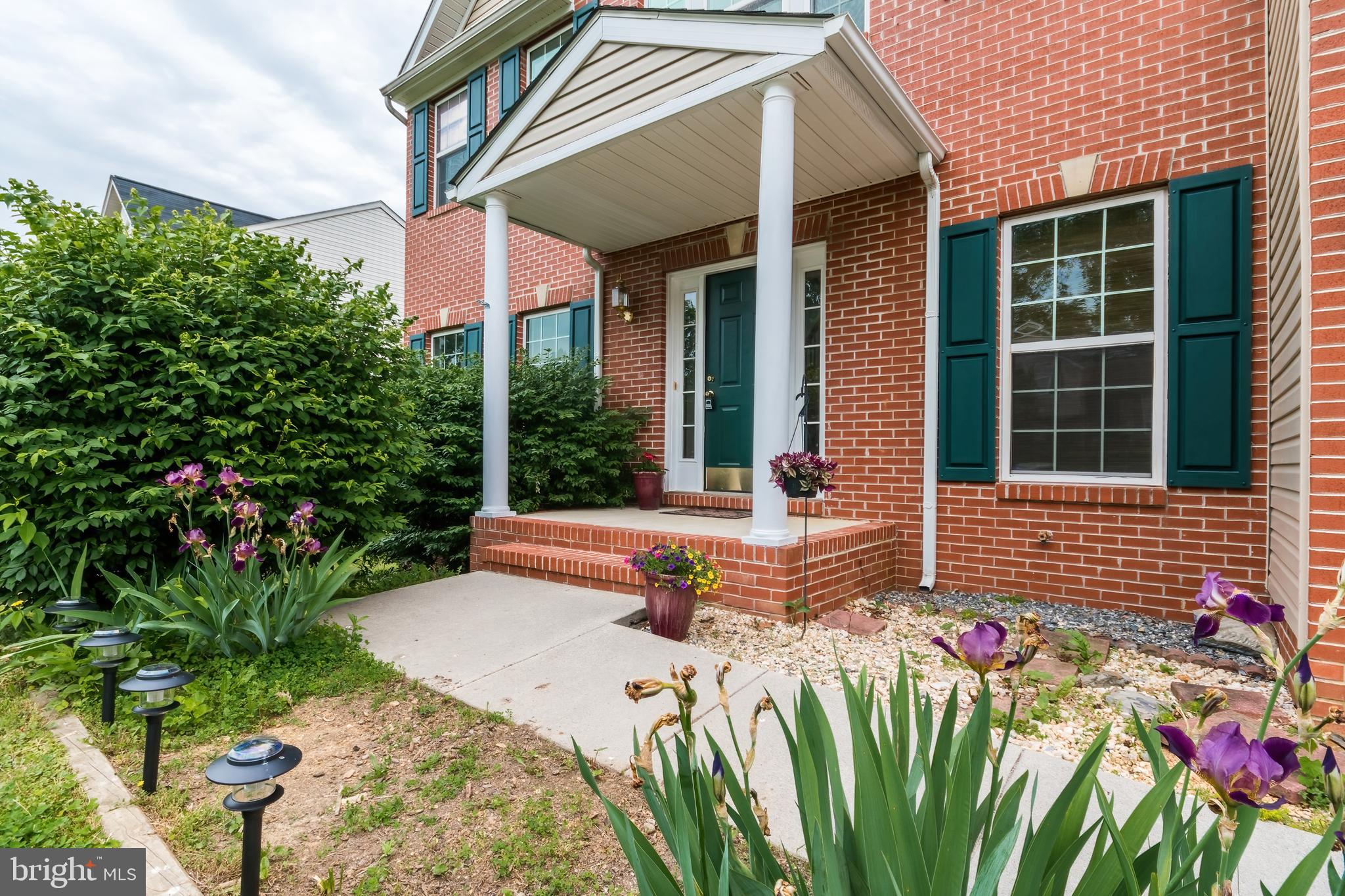 LAUREL RIDGE - Residential