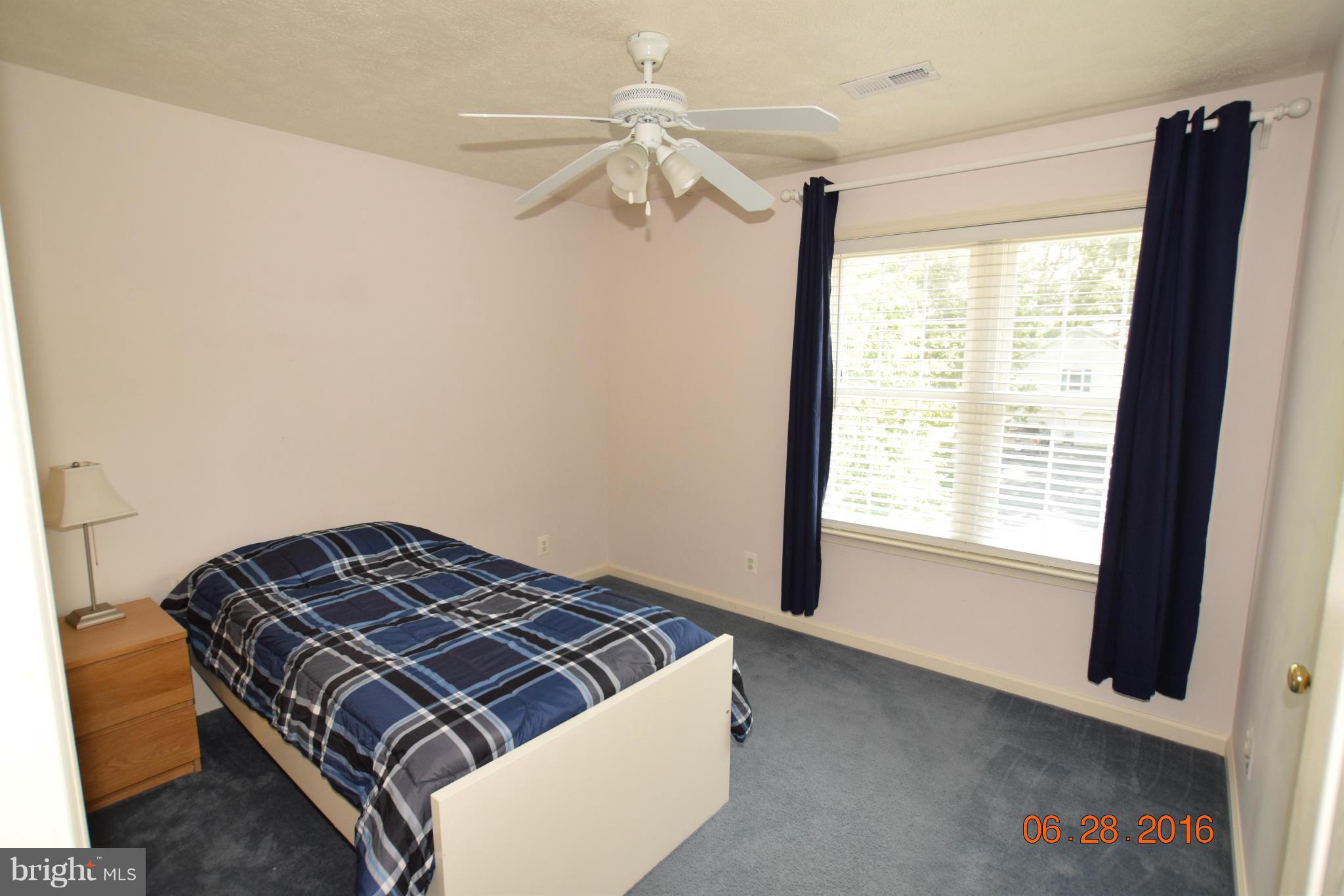 SMOKETREE - Residential Lease