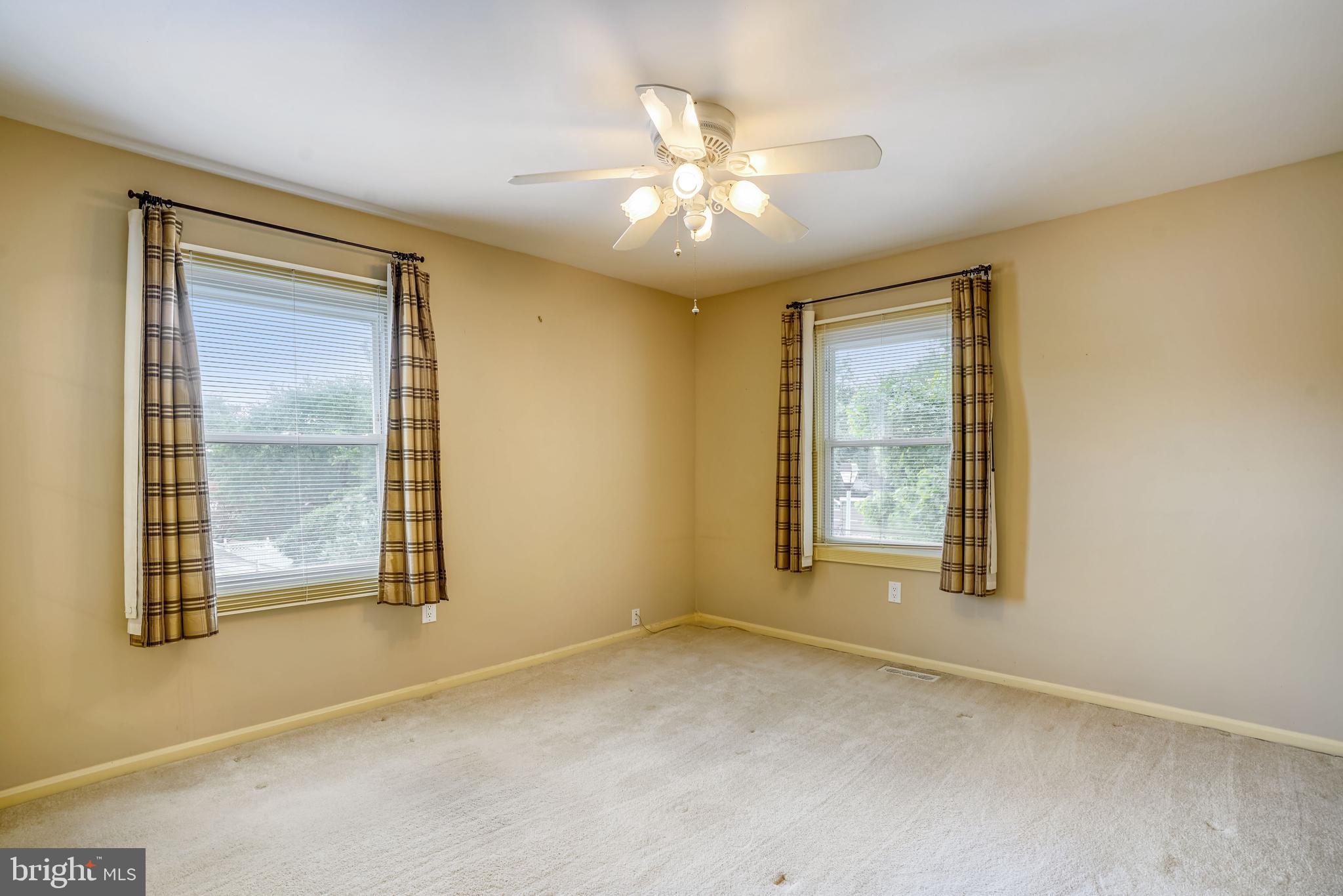 MAPLE RIDGE - Residential Lease