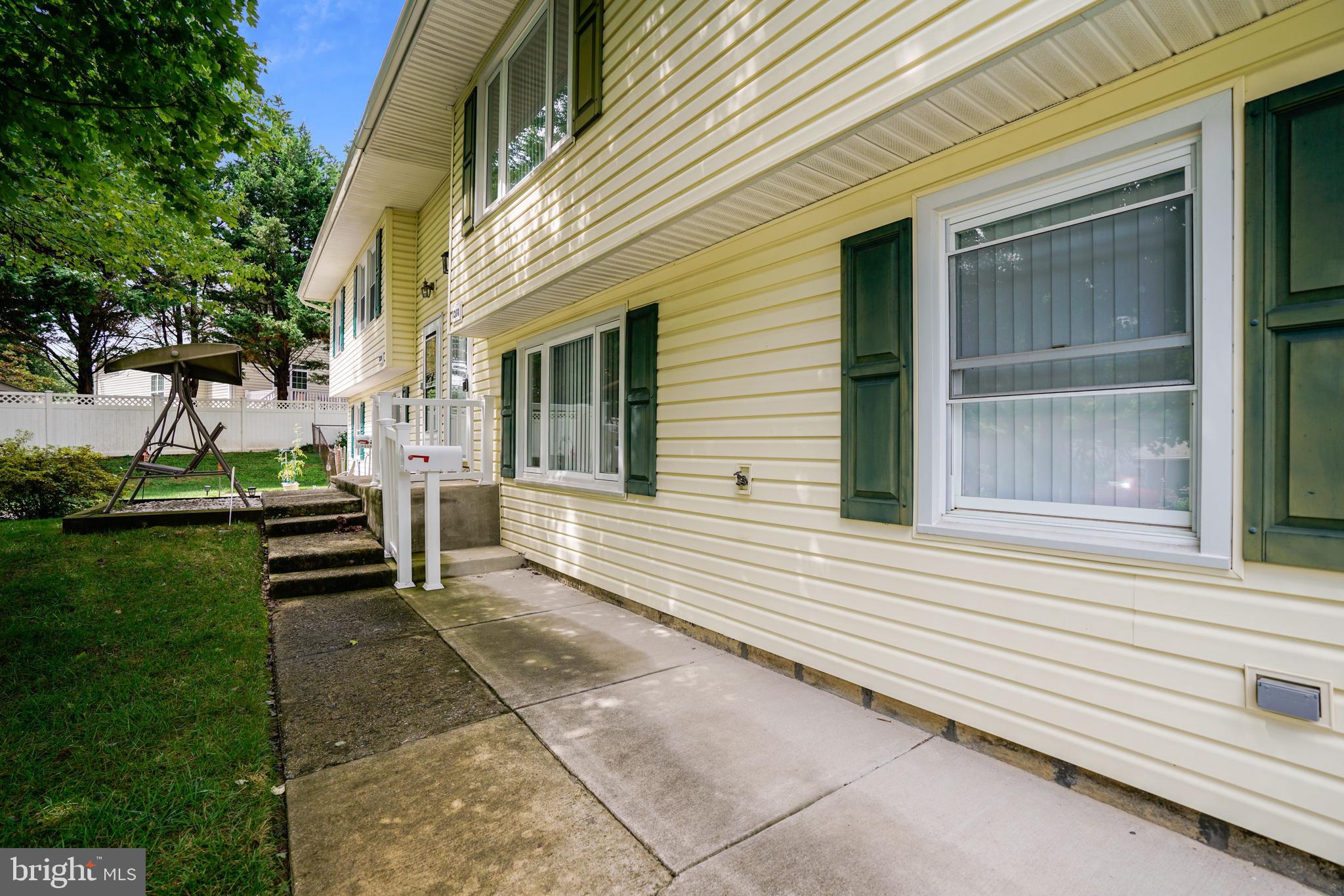 MAPLE RIDGE - Residential Lease