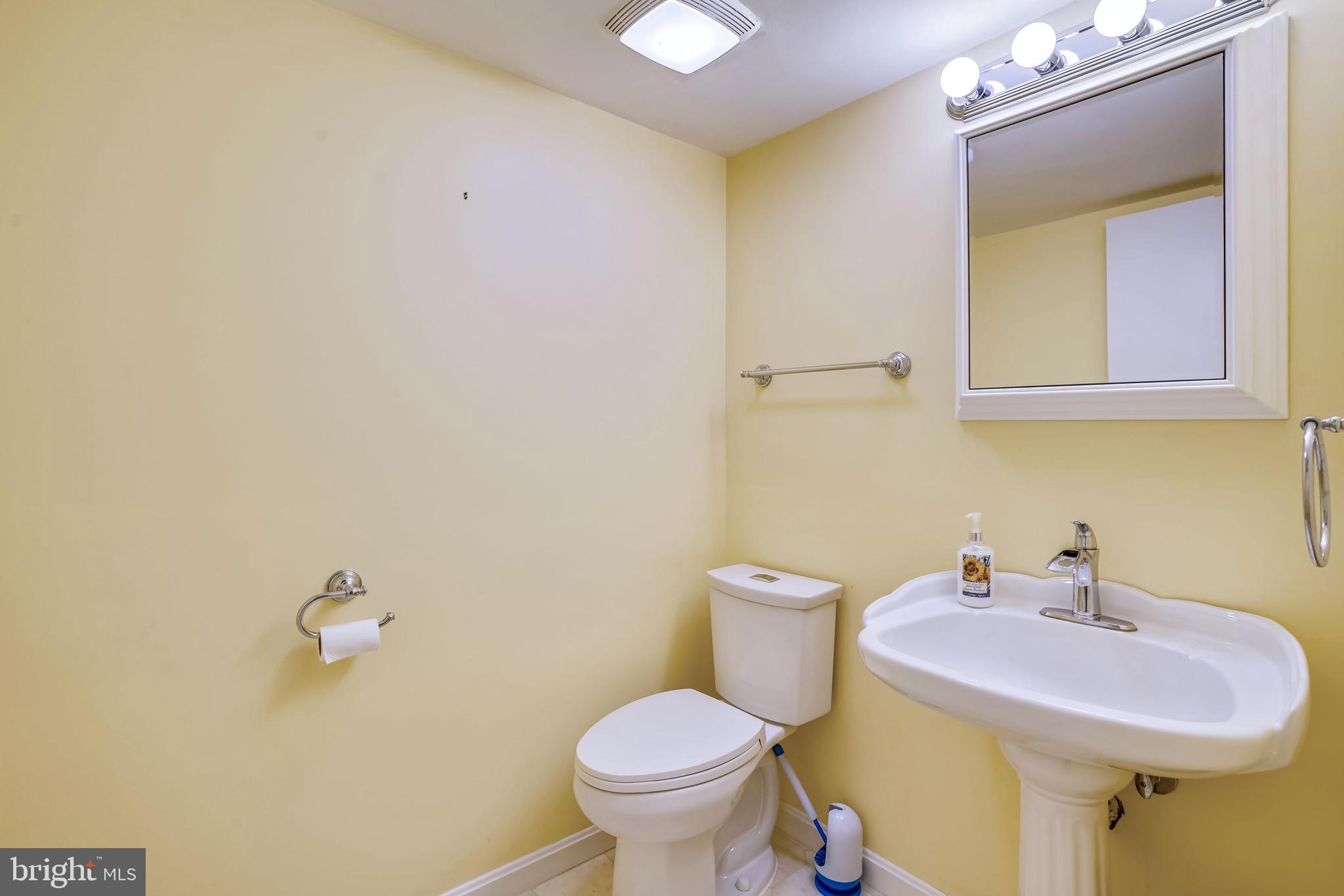 MAPLE RIDGE - Residential Lease