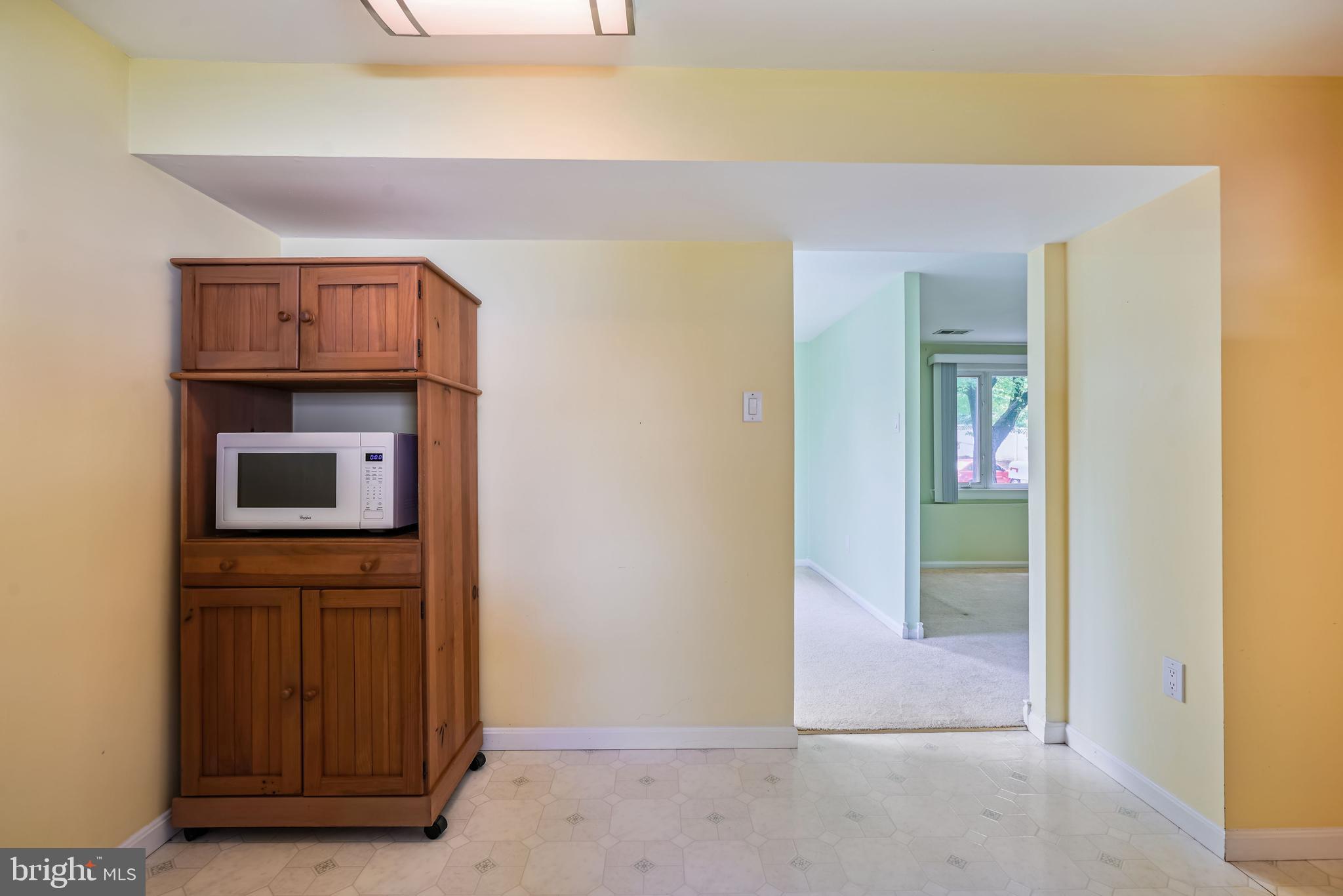 MAPLE RIDGE - Residential Lease