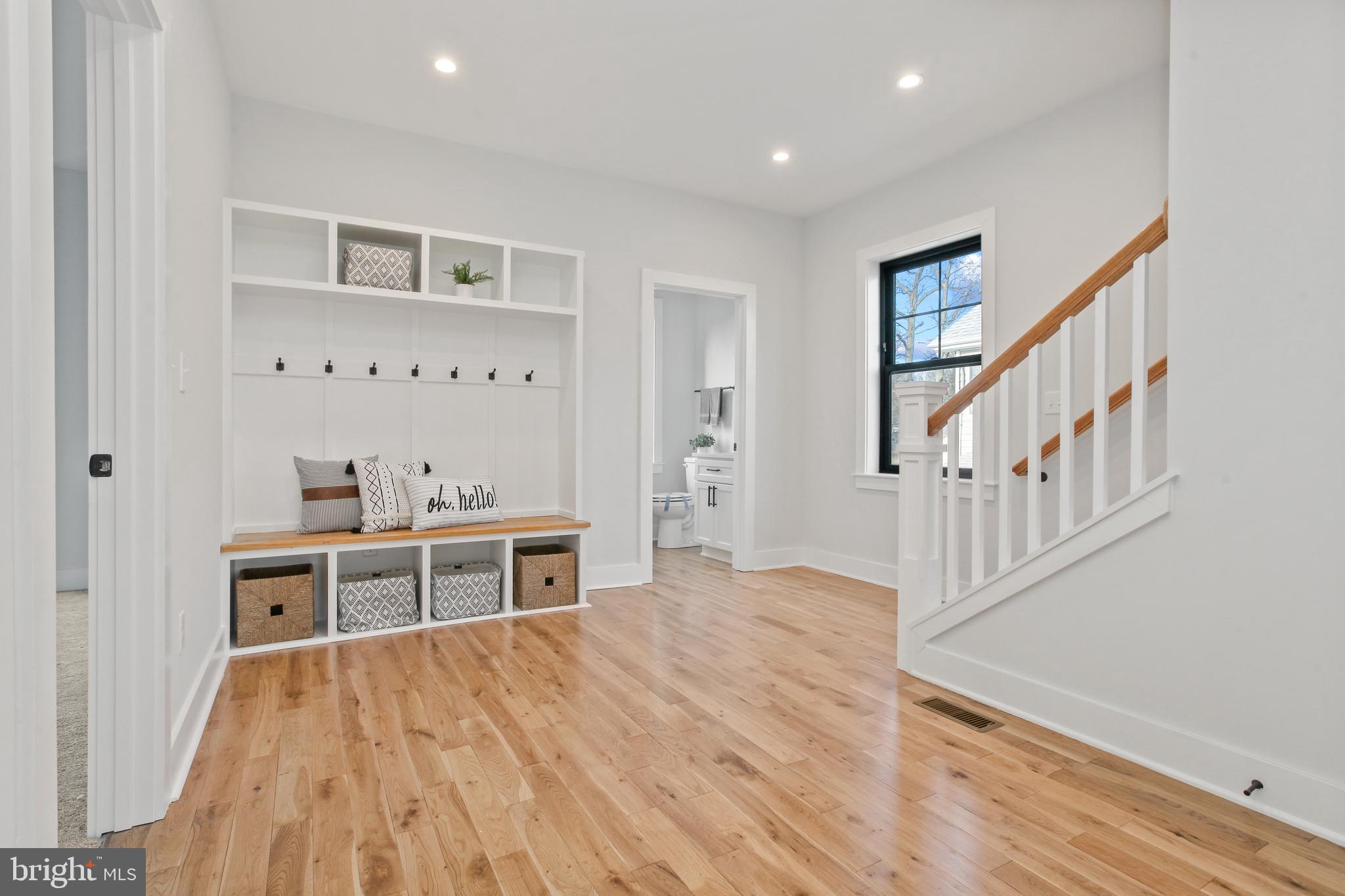SENECA PARK - Residential