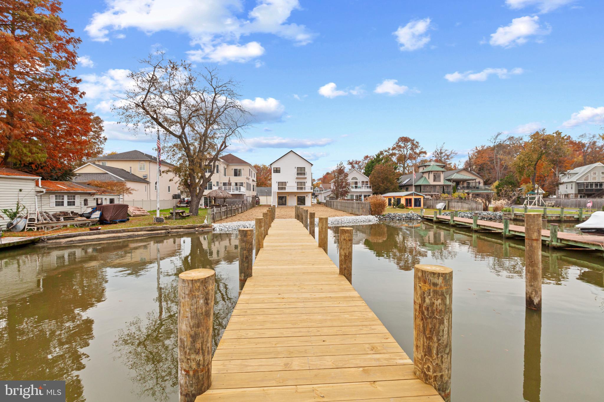 SENECA PARK - Residential