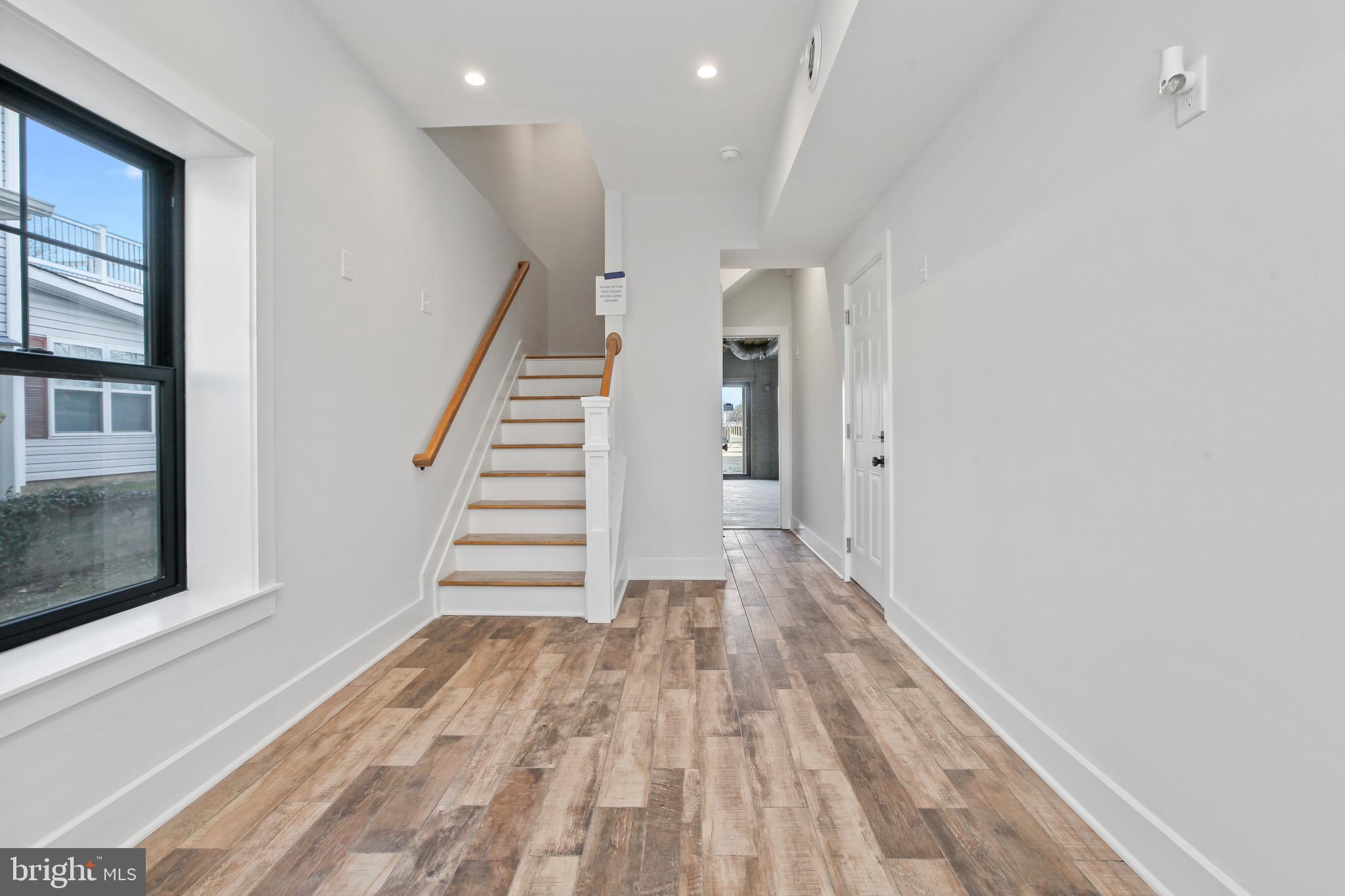 SENECA PARK - Residential