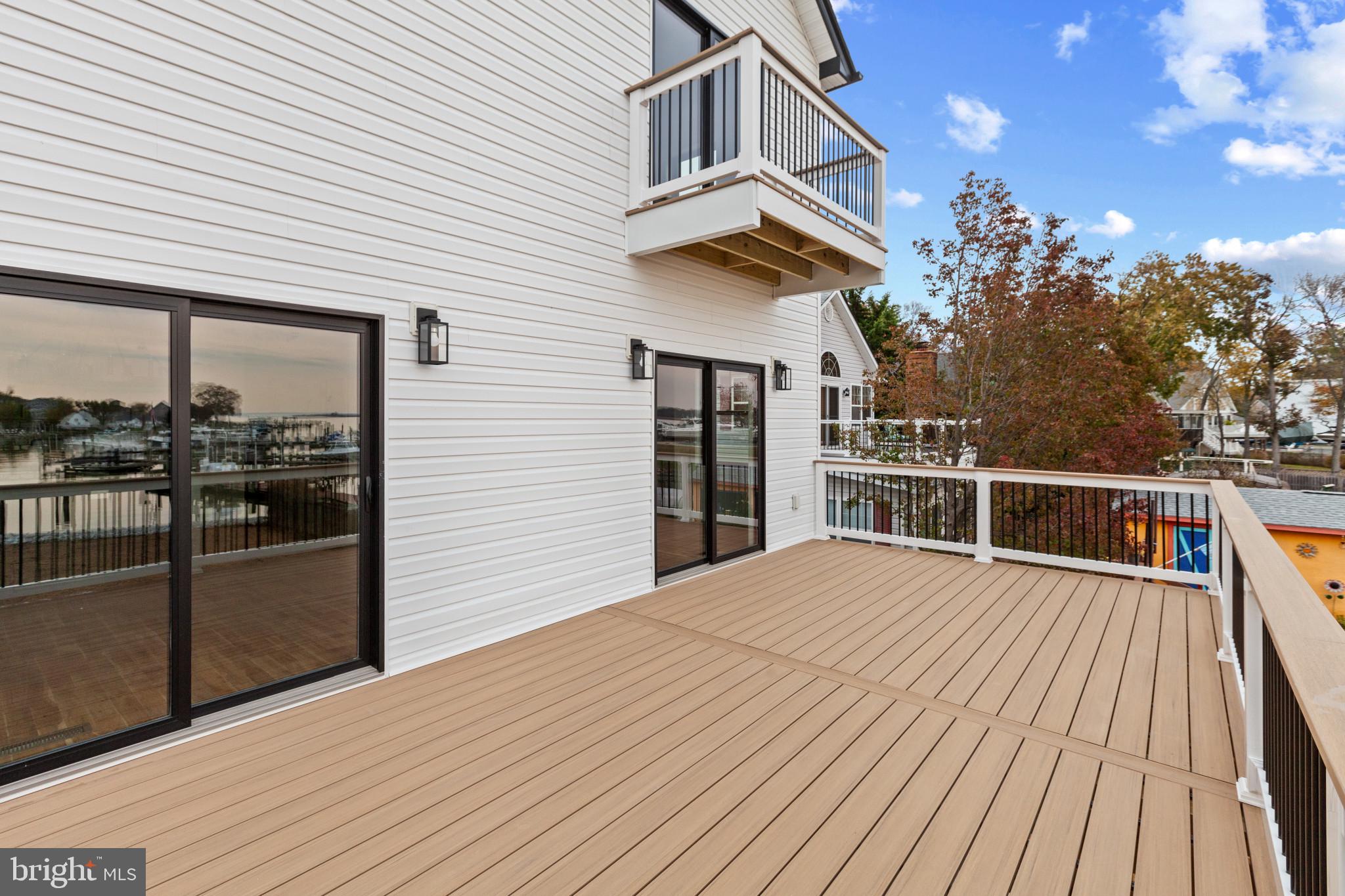 SENECA PARK - Residential